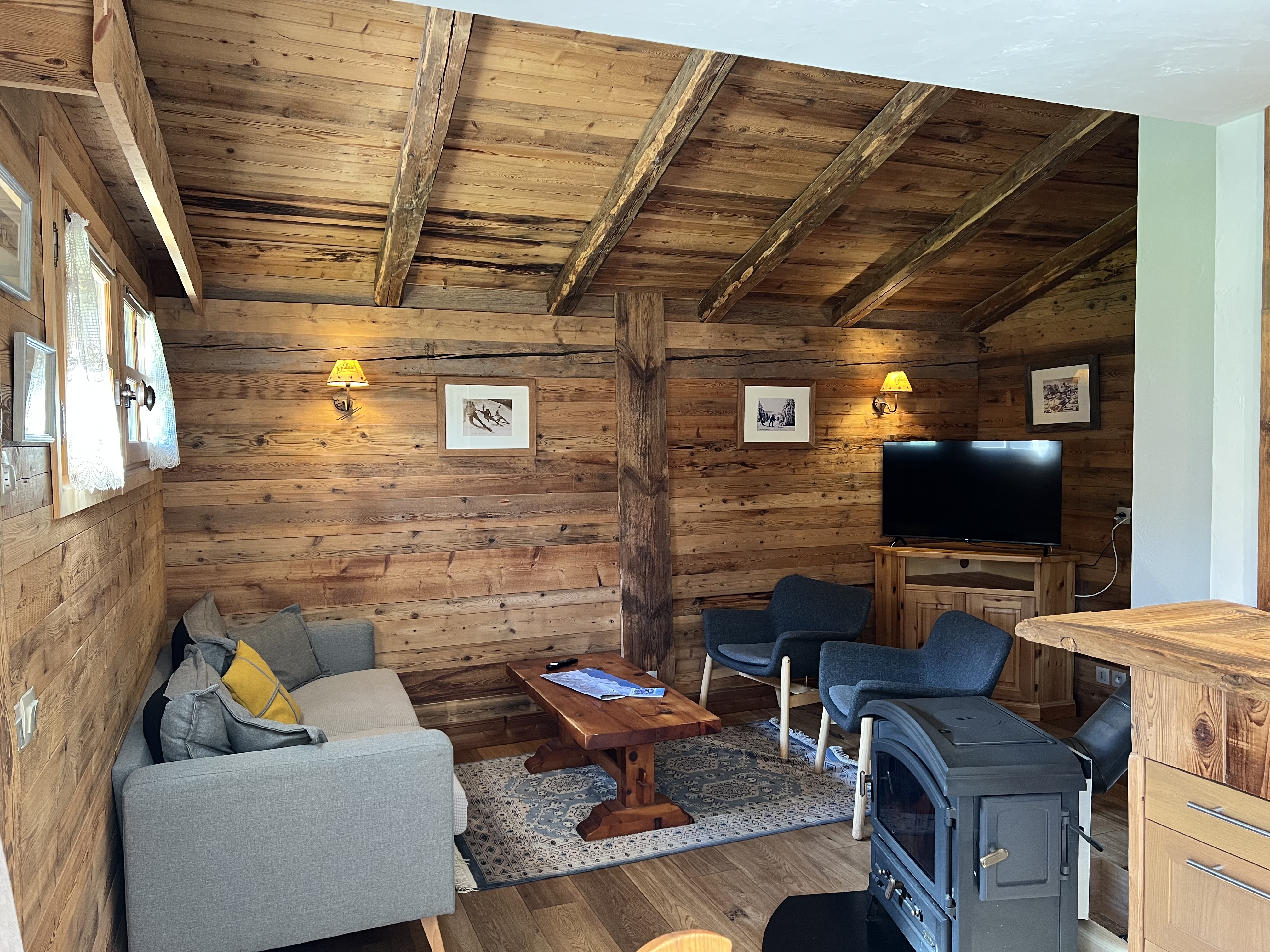 French property for sale in MERIBEL LES ALLUES, Savoie - €4,053,000 - photo 