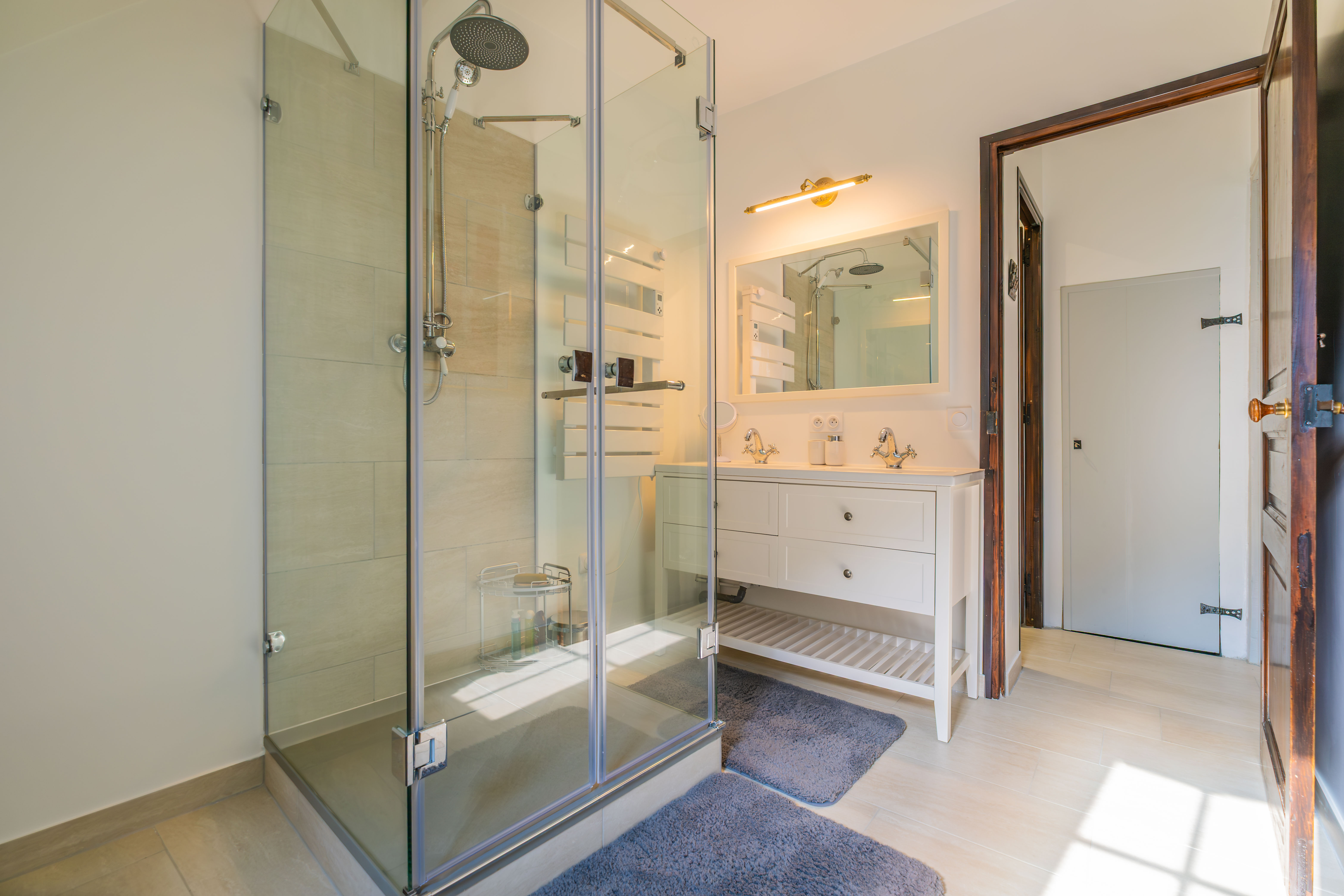 French property for sale in Saint-Béat-Lez, Haute-Garonne - €449,000 - photo 