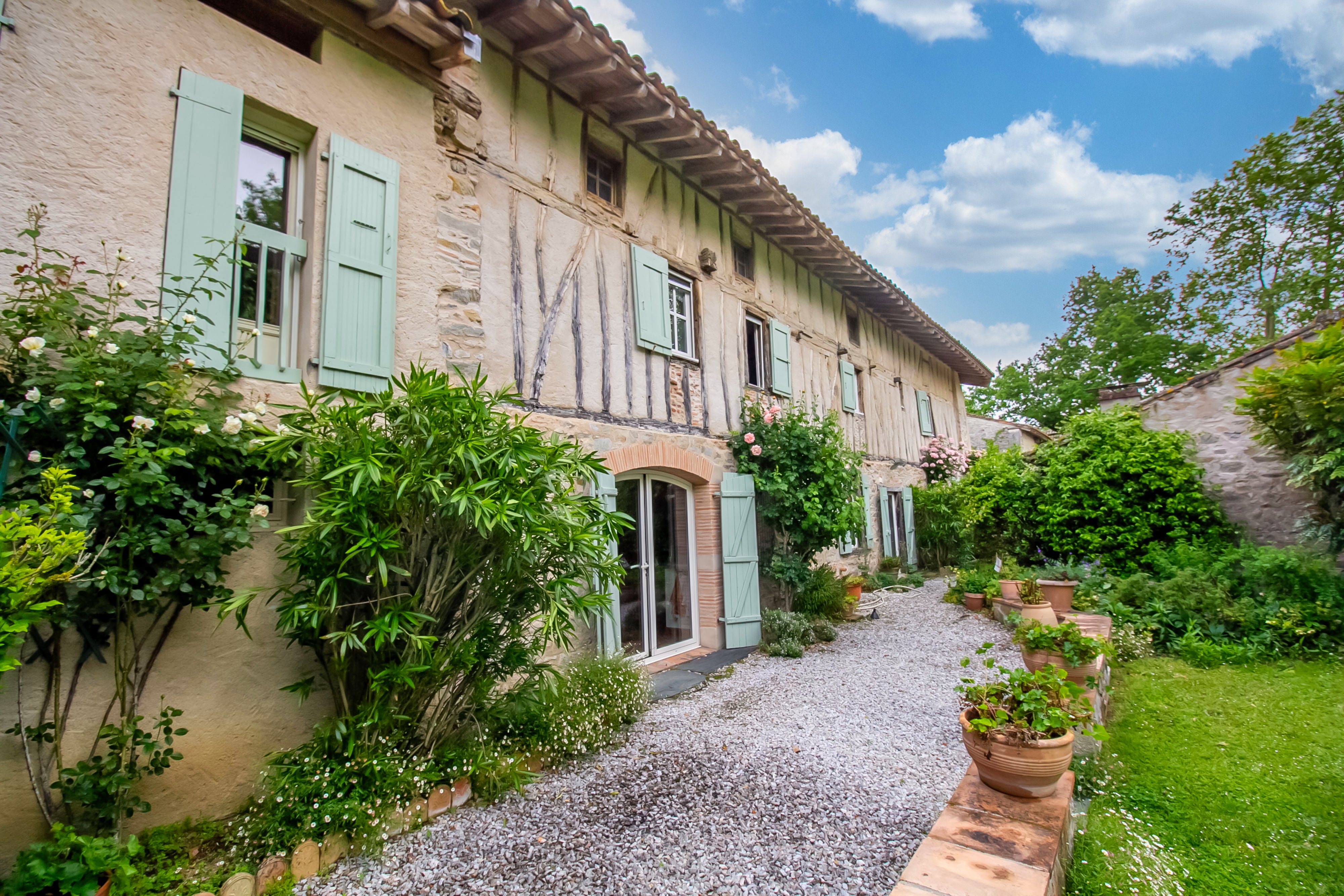 Propriété en France à vendre à Saint-Félix-Lauragais, Haute-Garonne - &#8364;590 000 - photo 