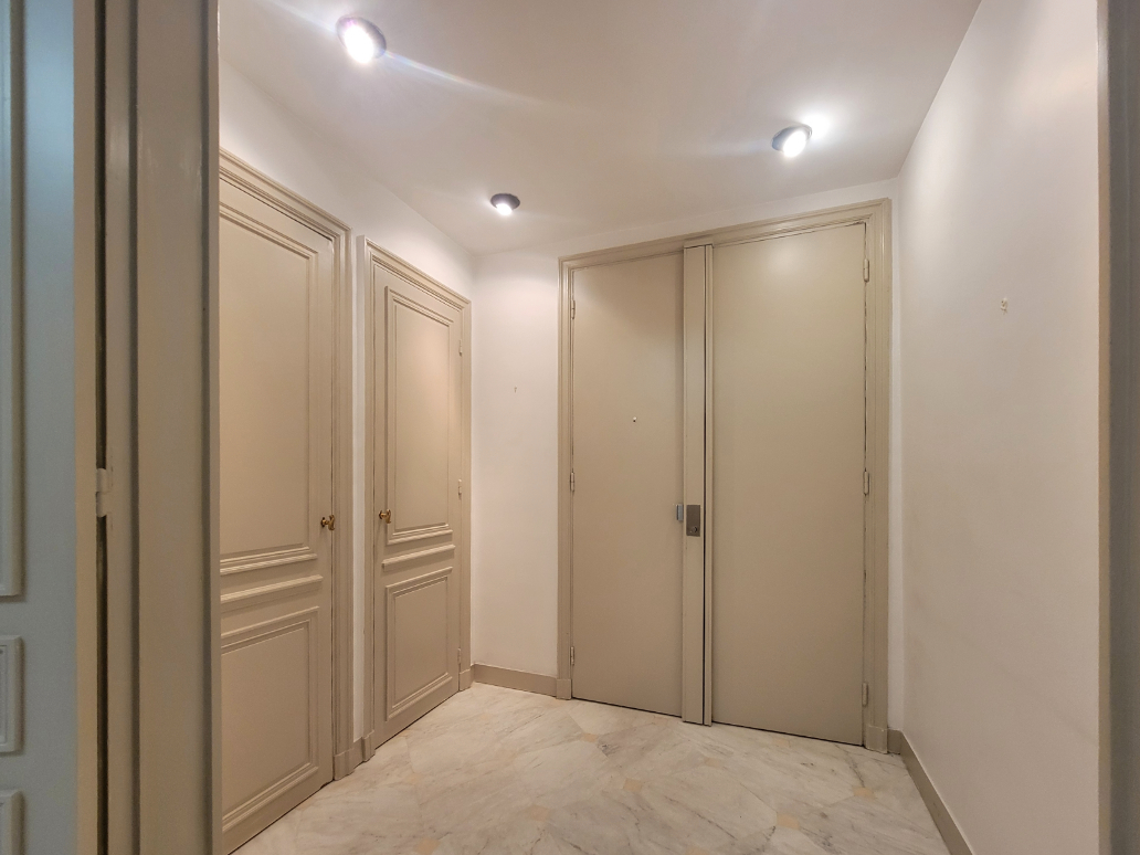 French property for sale in Paris, Paris - €2,394,000 - photo 