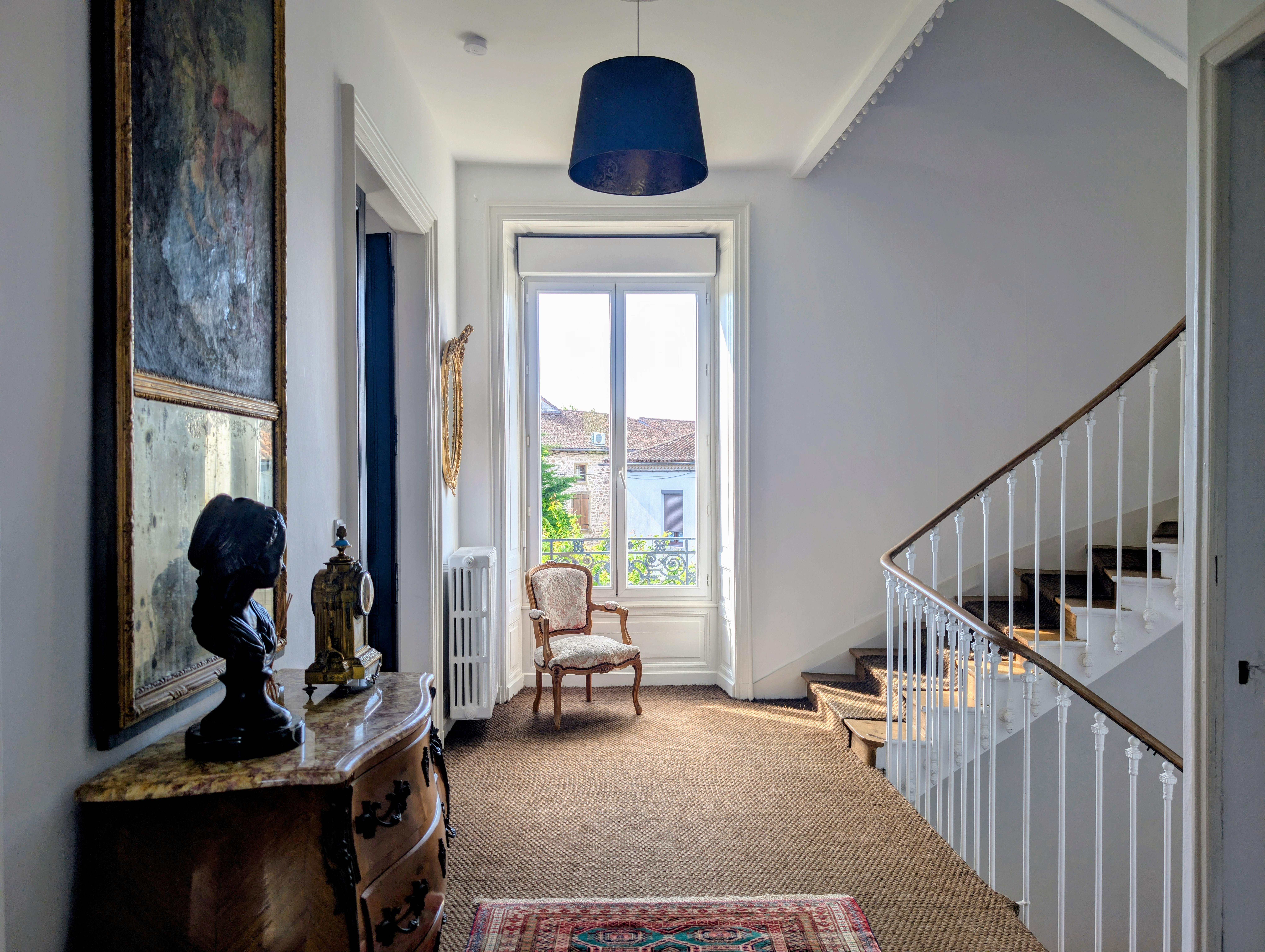 Propriété en France à vendre à Châlus, Haute-Vienne - &#8364;975 000 - photo 