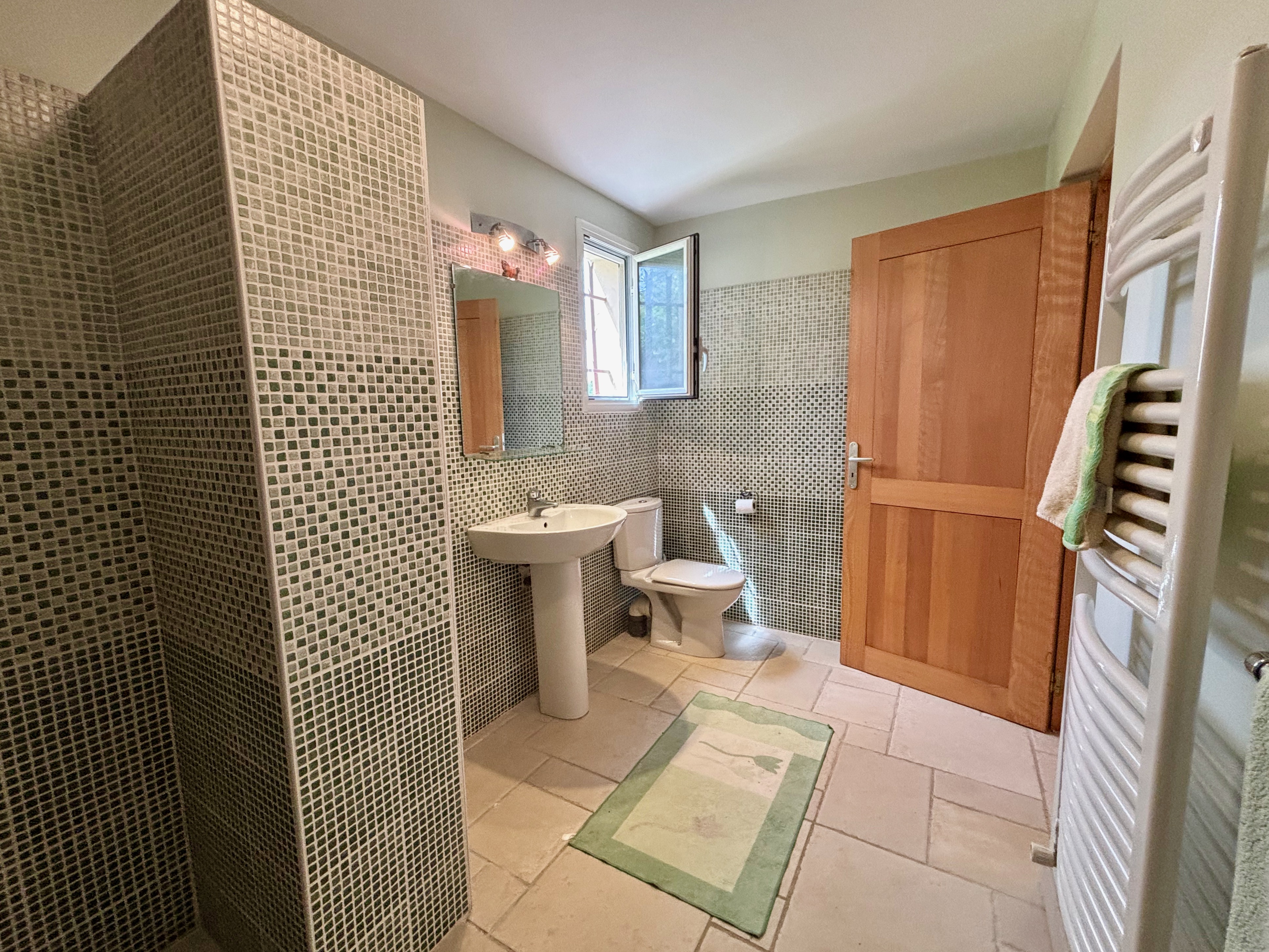 French property for sale in Saumane, Gard - €530,000 - photo 