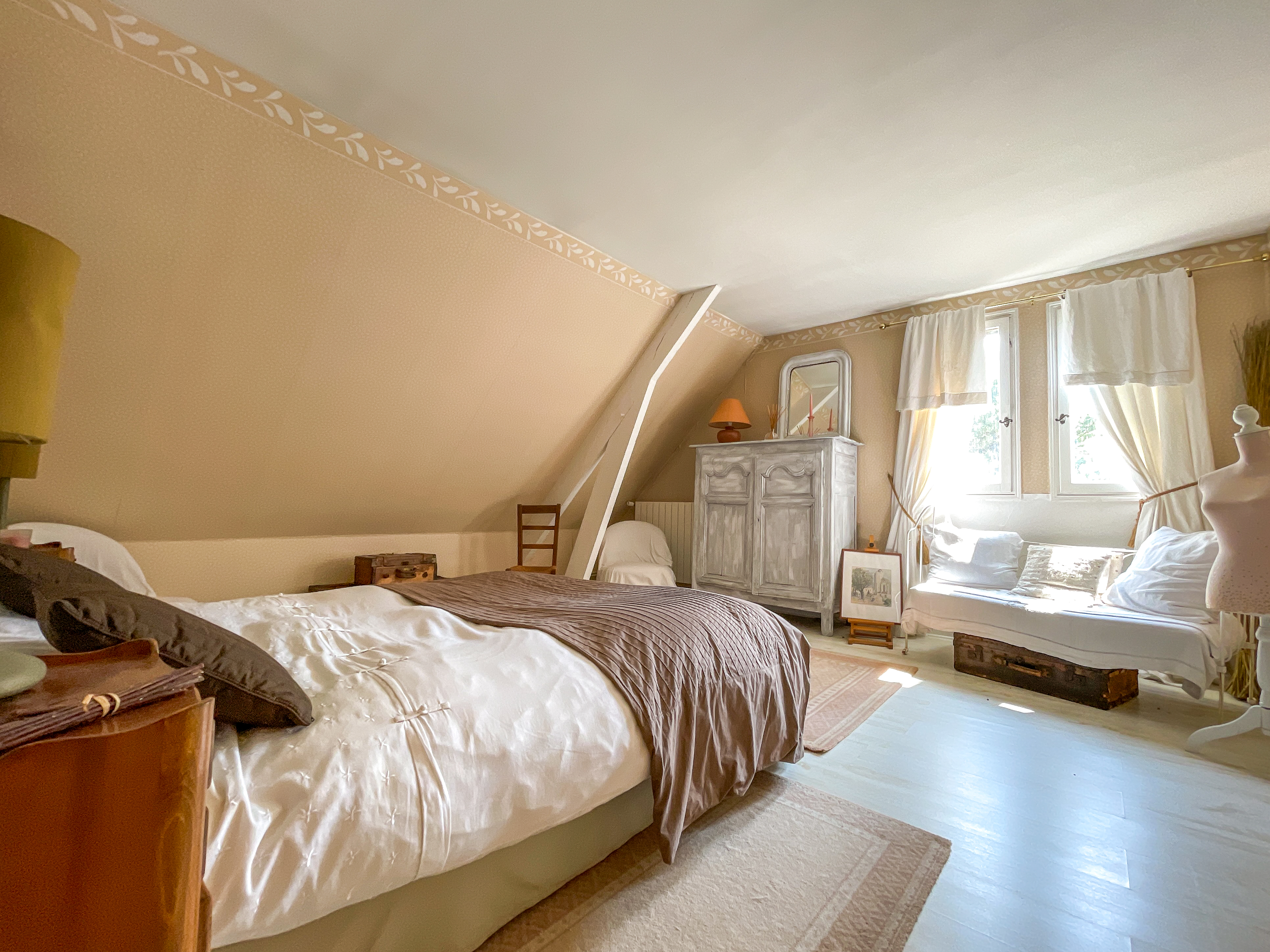 Propriété en France à vendre à Chauvry, Val-d'Oise - &#8364;1 250 000 - photo 