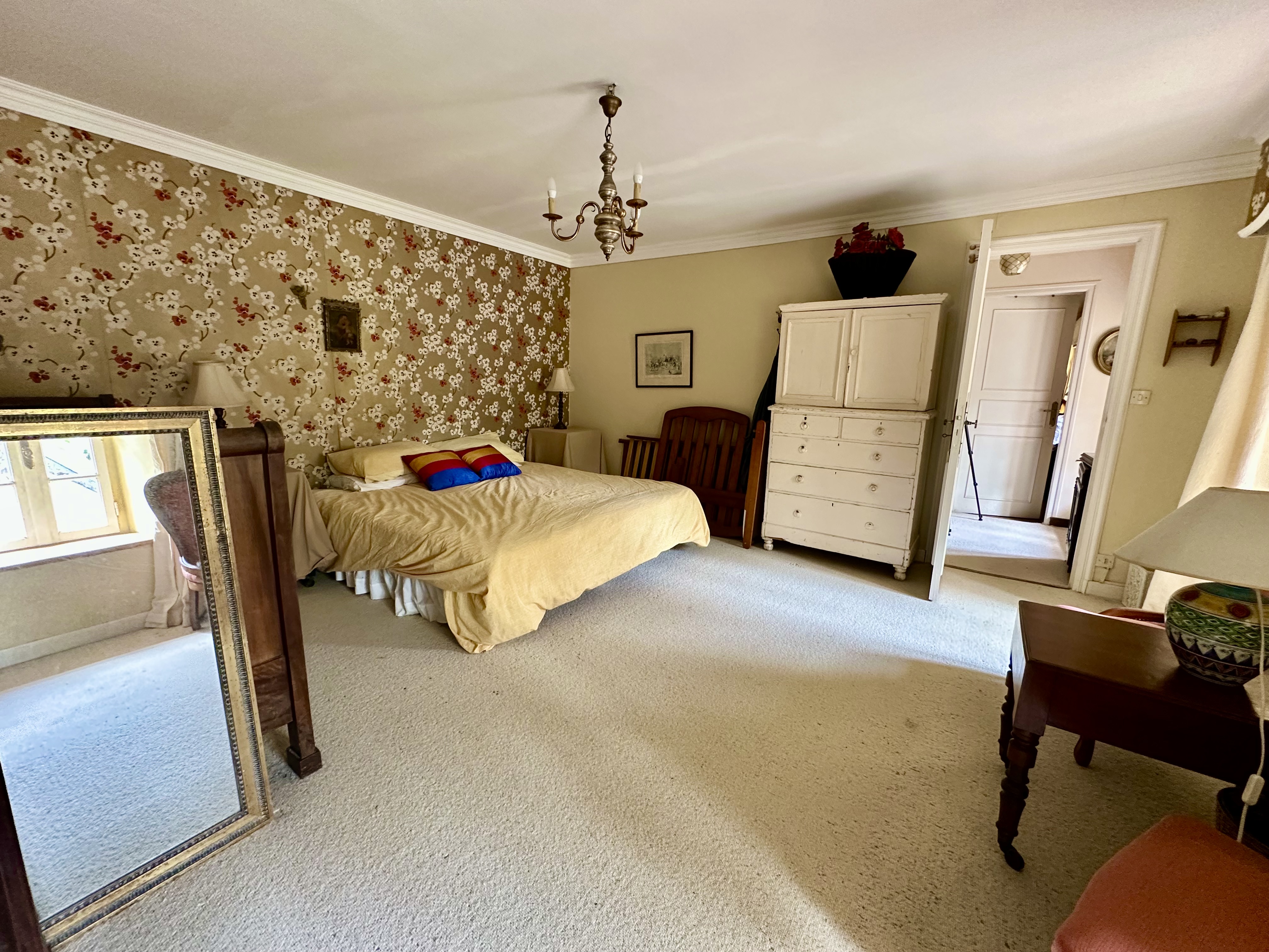 French property for sale in Ploumilliau, Côtes-d'Armor - €575,800 - photo 