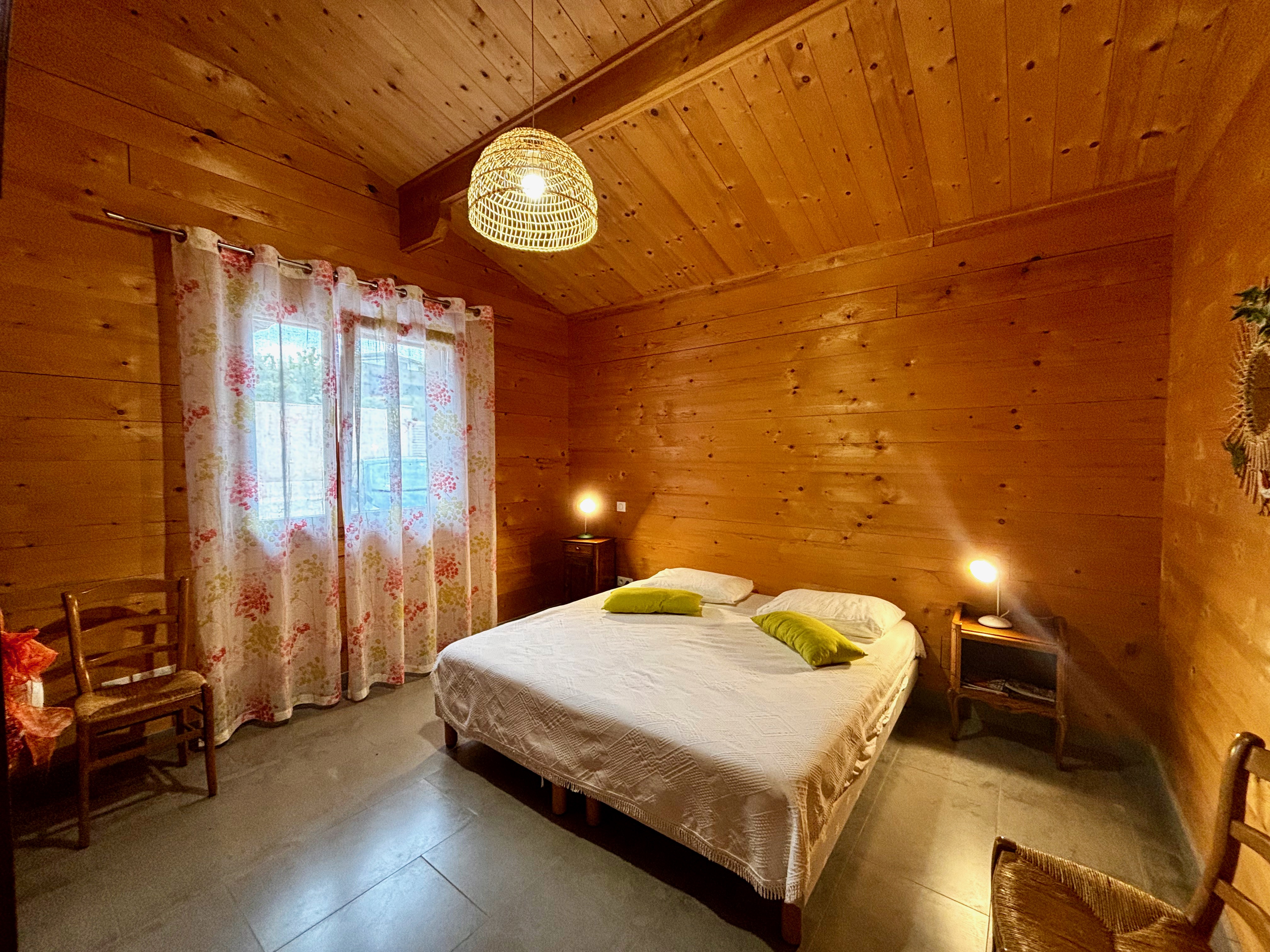 French property for sale in Boisset-et-Gaujac, Gard - €740,000 - photo 