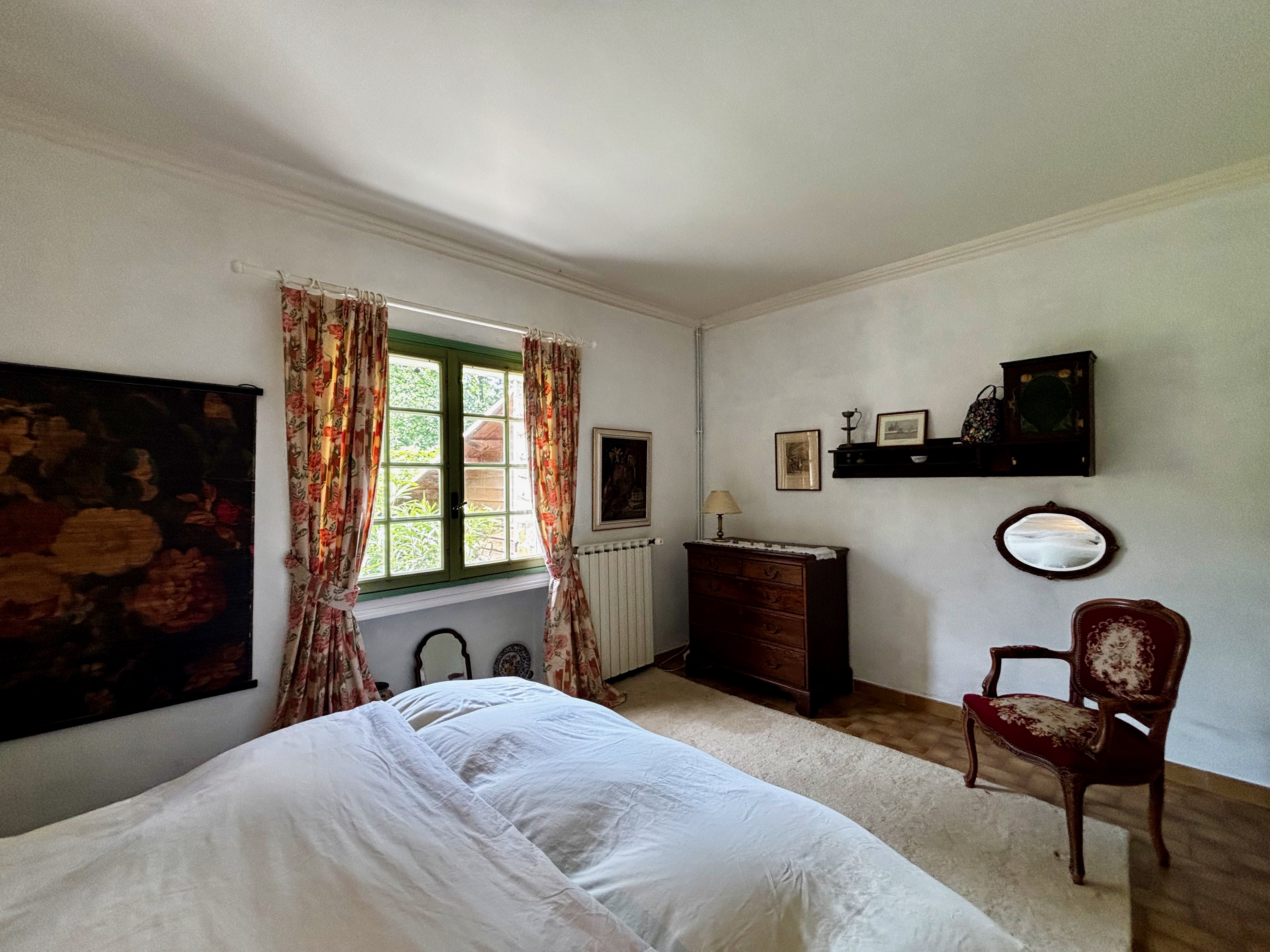 French property for sale in Saumane, Gard - €530,000 - photo 