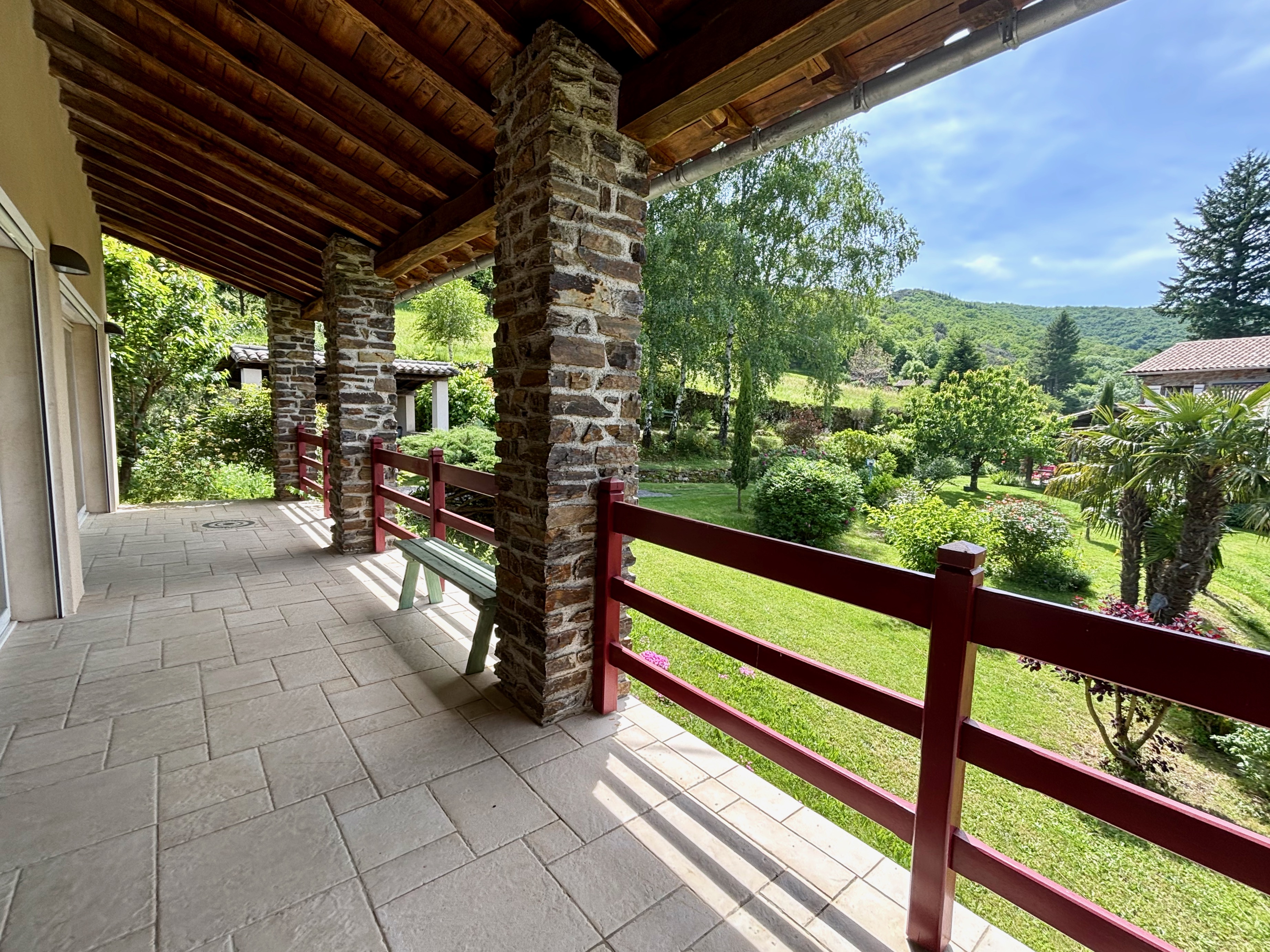 French property for sale in Saumane, Gard - €530,000 - photo 