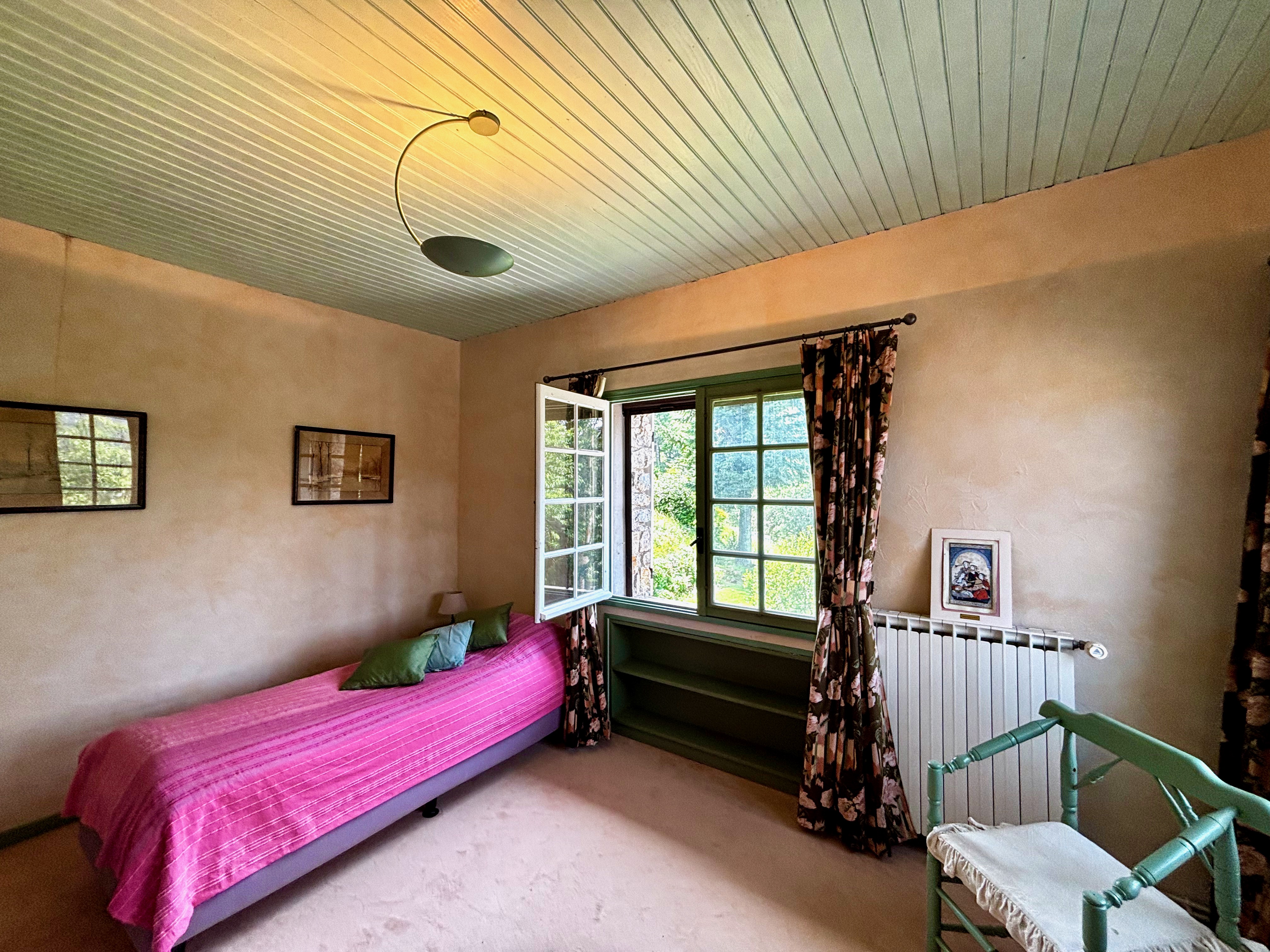 French property for sale in Saumane, Gard - €530,000 - photo 