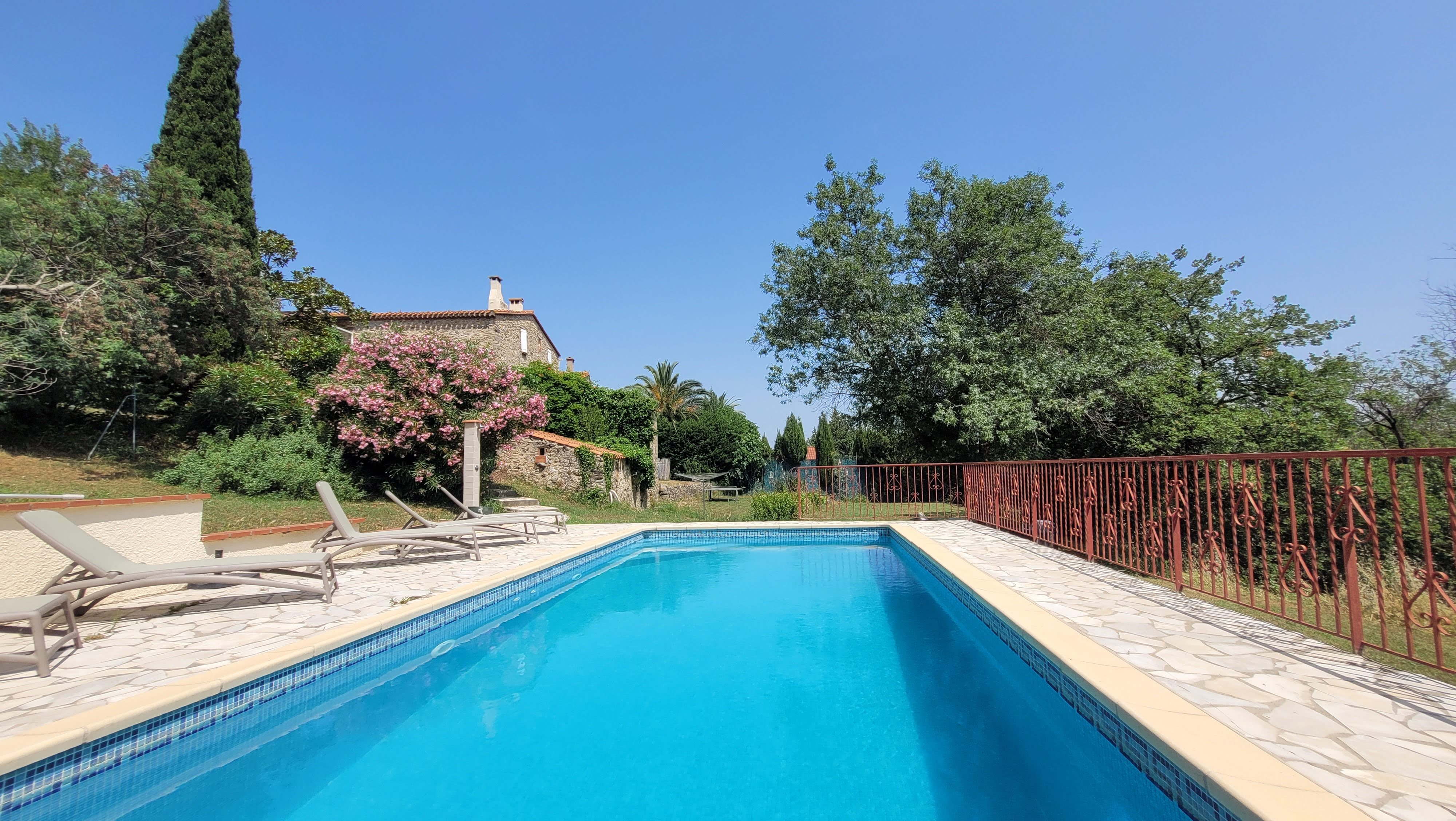Propriété en France à vendre à Villelongue-dels-Monts, Pyrénées-Orientales - &#8364;1 890 000 - photo 