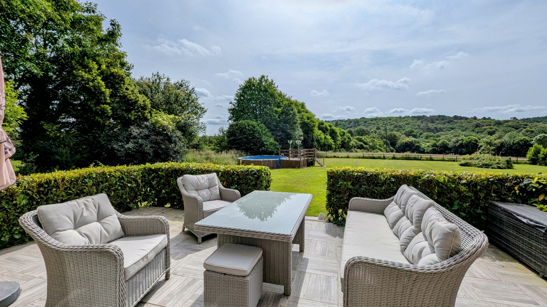 French property for sale in Lignol, Morbihan - €901,000 - photo 