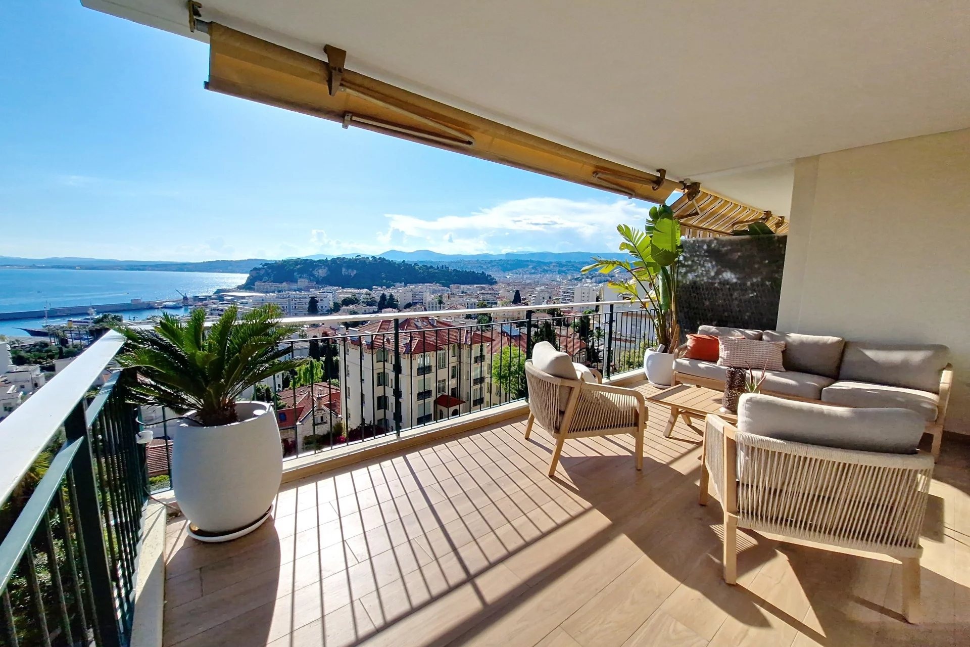 Propriété en France à vendre à Nice, Alpes-Maritimes - &#8364;1 090 000 - photo 