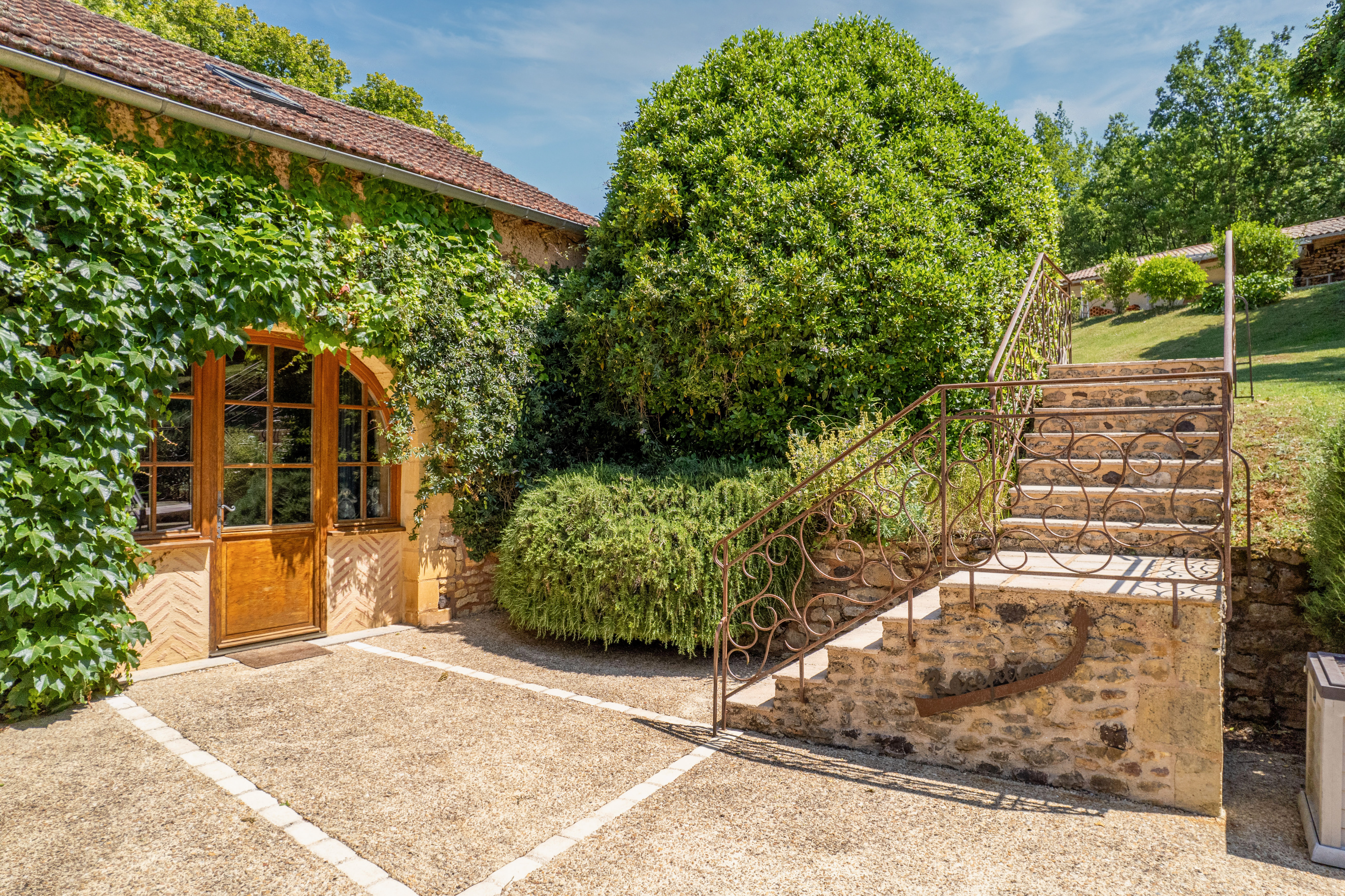 French property for sale in Val de Louyre et Caudeau, Dordogne - €895,000 - photo