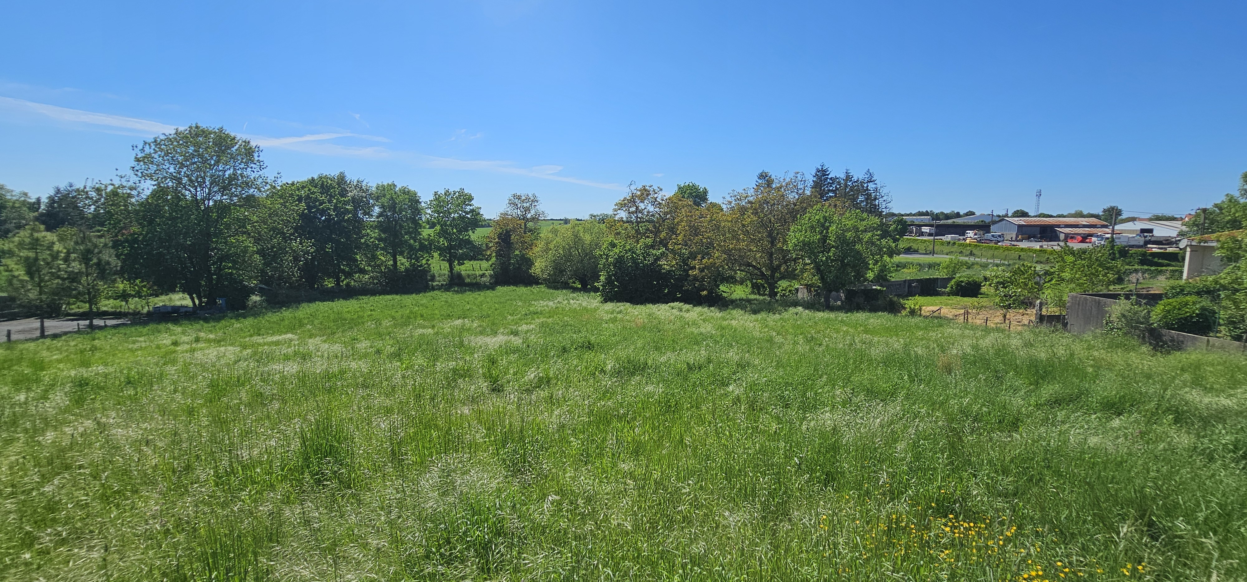 French property for sale in Sainte-Hermine, Vendée - €535,000 - photo 
