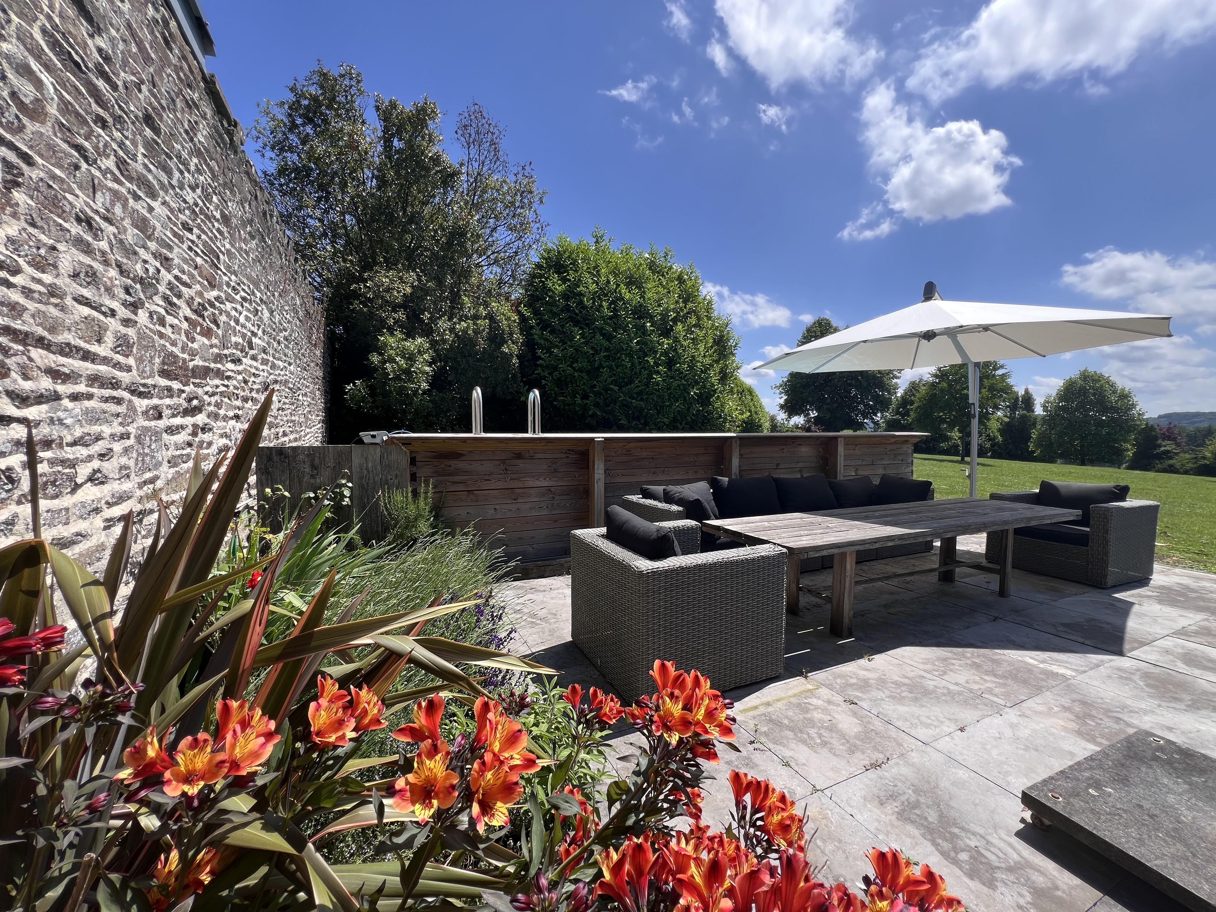 French property for sale in Beauficel, Manche - €895,700 - photo 