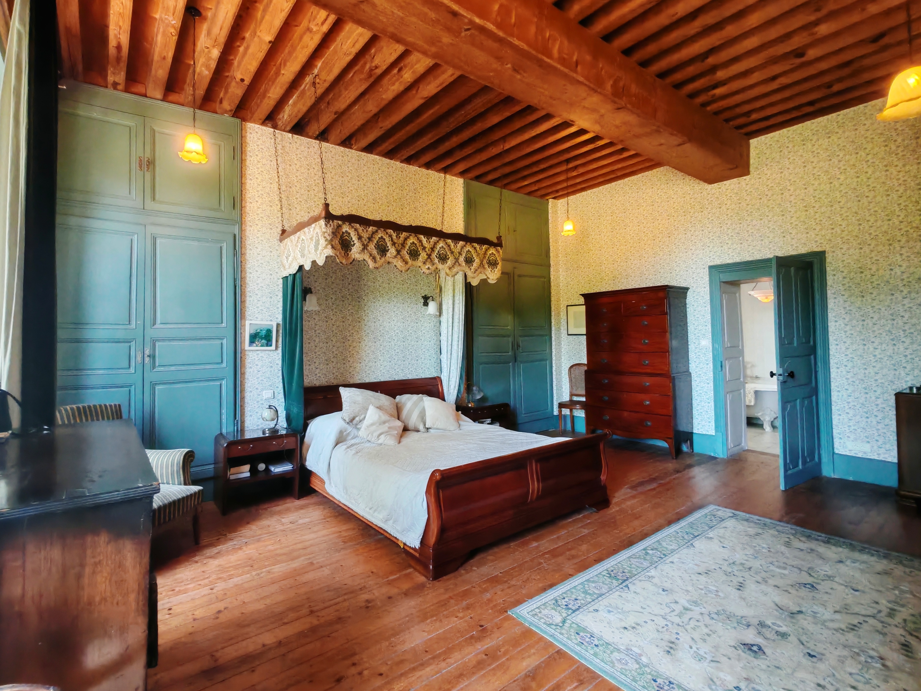 Propriété en France à vendre à Theneuille, Allier - &#8364;1 100 000 - photo 
