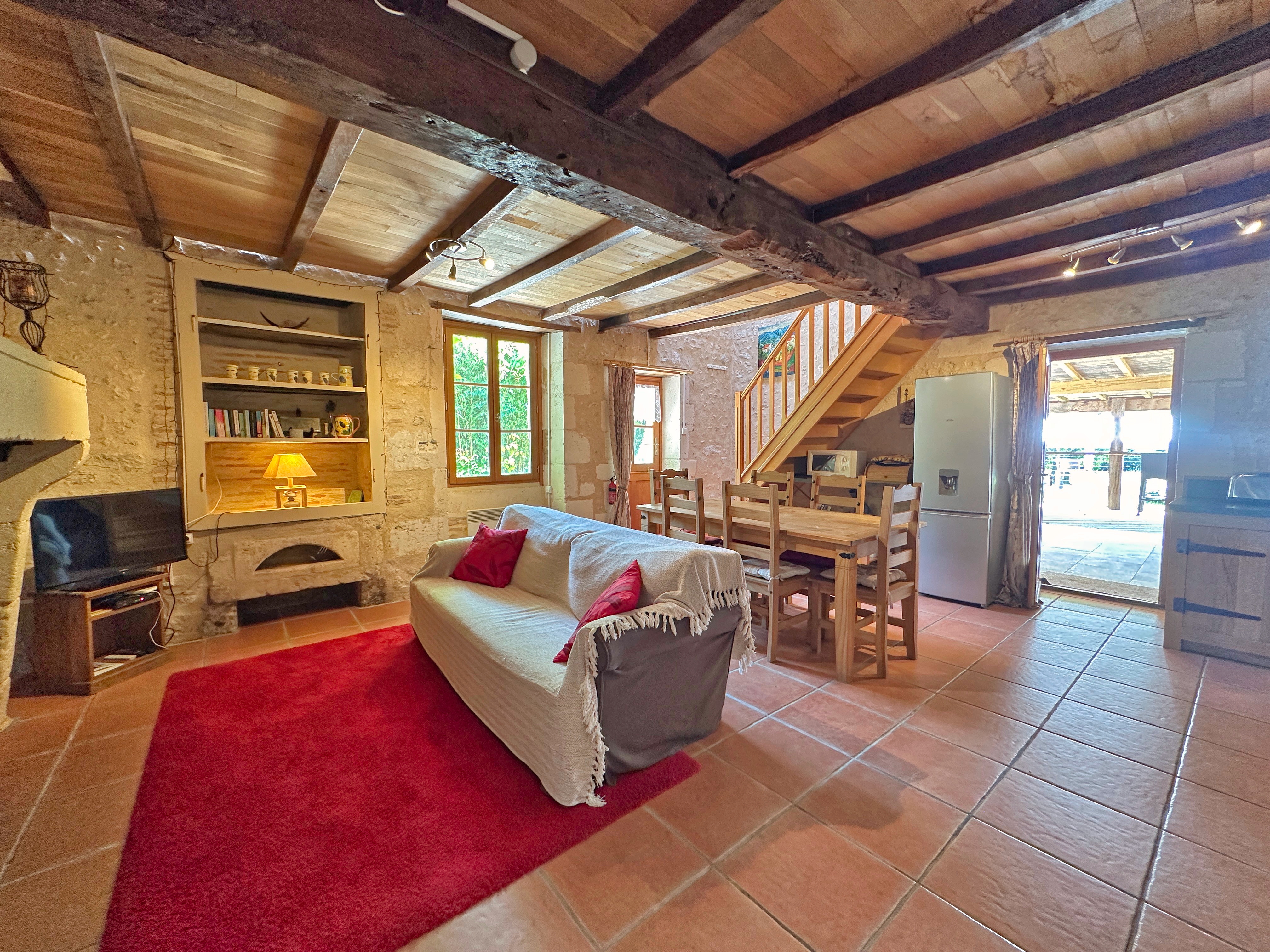 Propriété en France à vendre à Juignac, Charente - &#8364;749 000 - photo 
