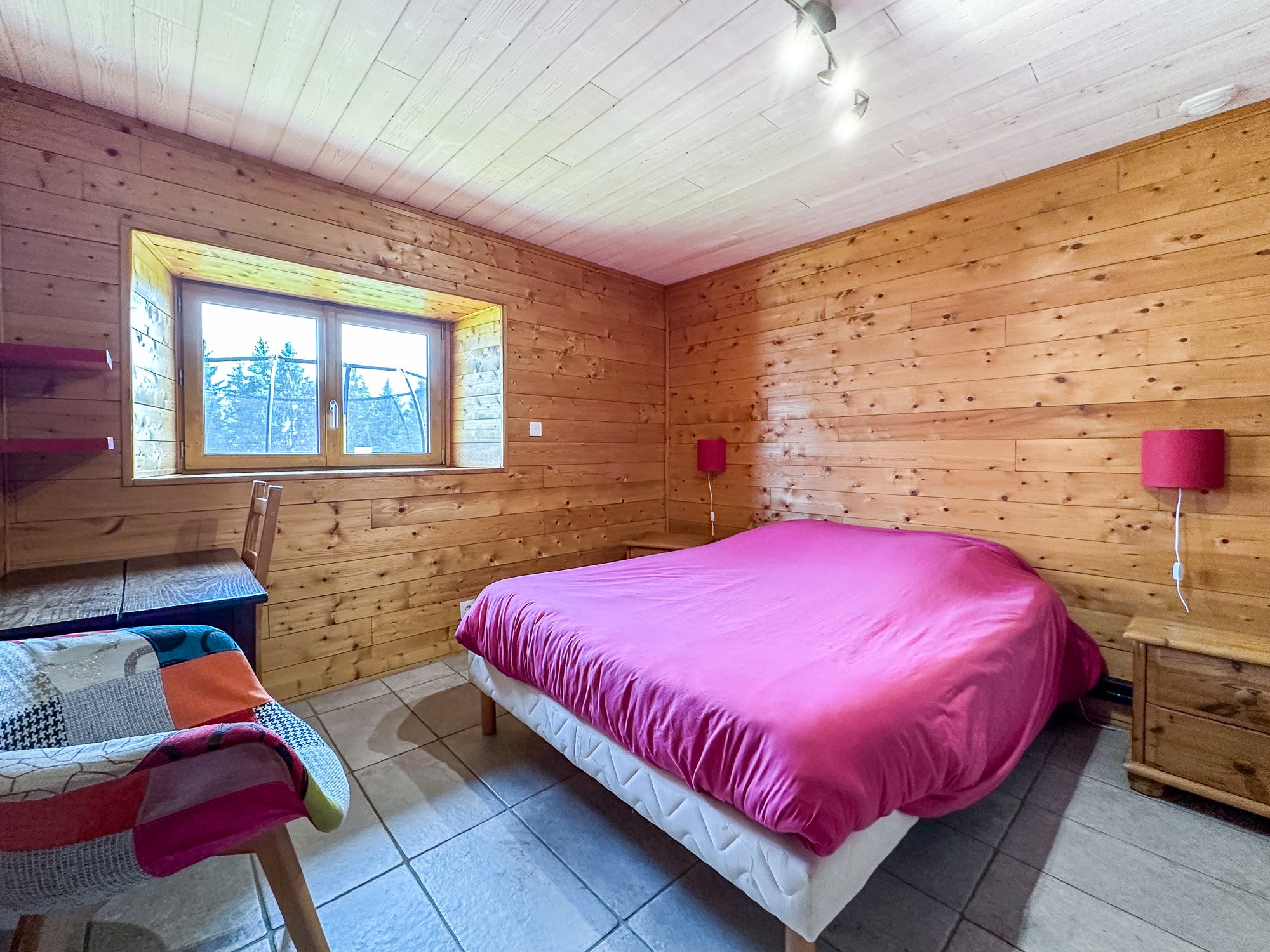 Propriété en France à vendre à Verchaix, Haute-Savoie - &#8364;1 050 000 - photo 