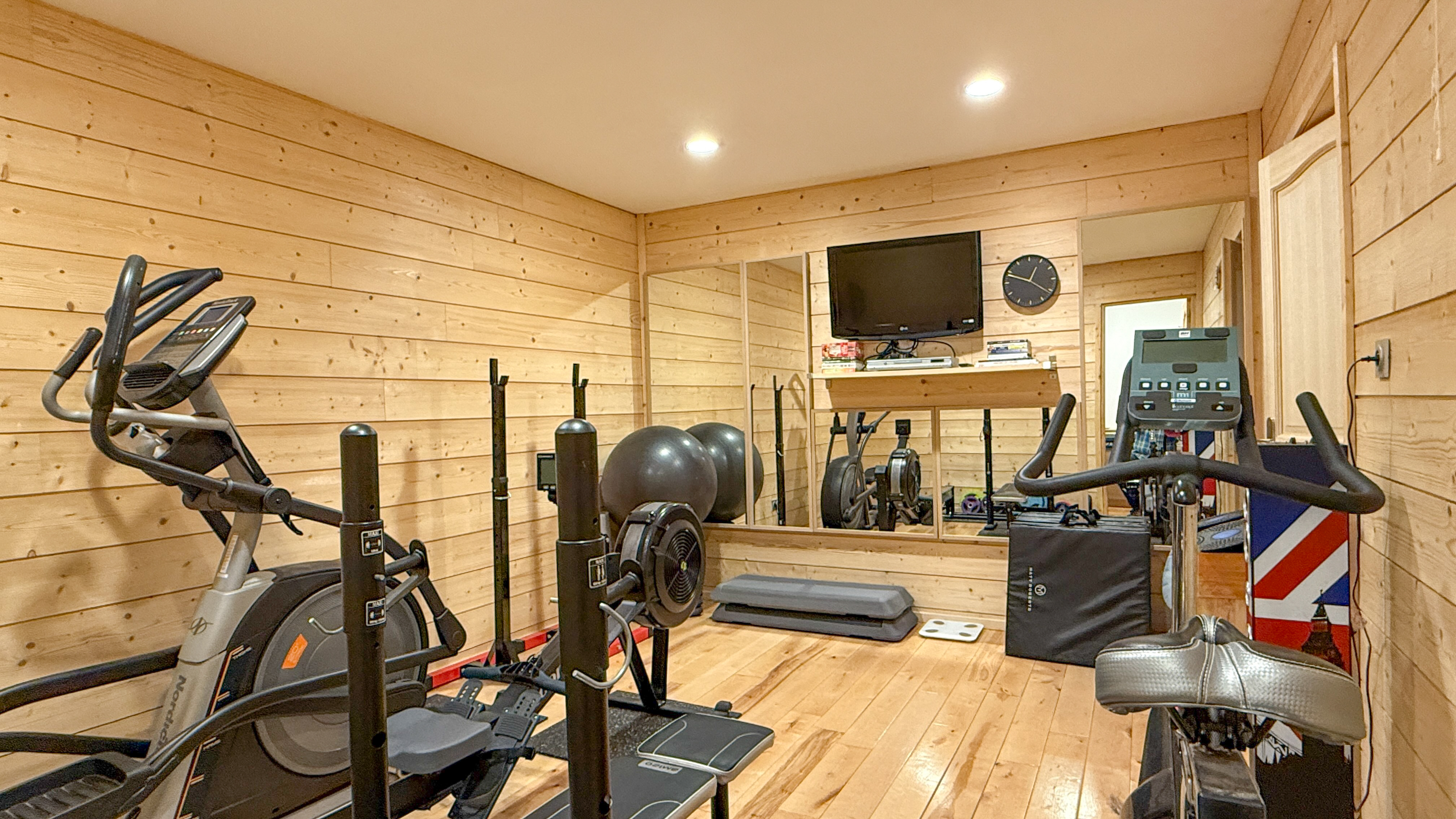 French property for sale in Les Deux Alpes, Isère - €1,495,000 - photo 