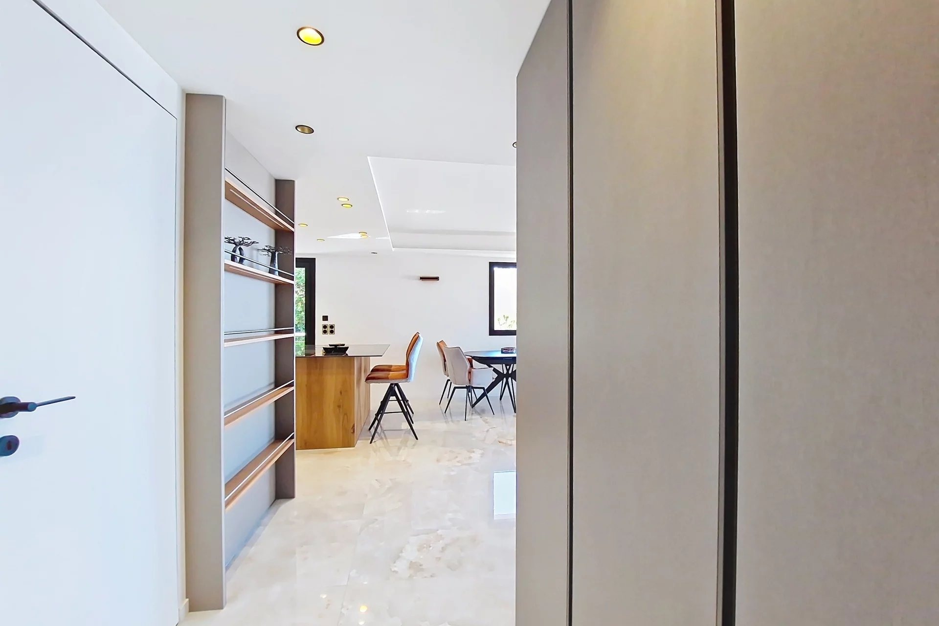 Propriété en France à vendre à Nice, Alpes-Maritimes - &#8364;1 090 000 - photo 