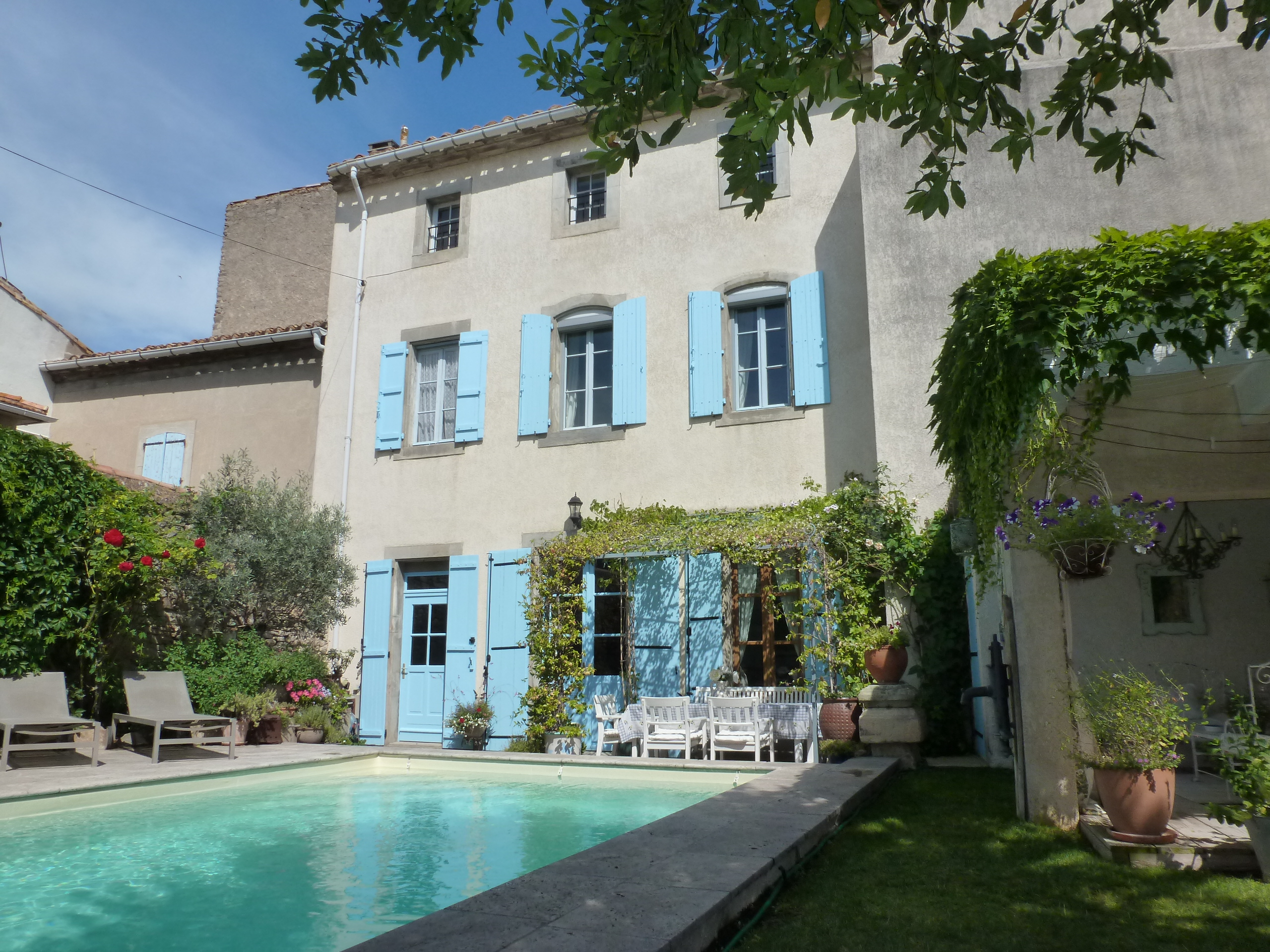 French property for sale in Pépieux, Aude - €650,000 - photo 