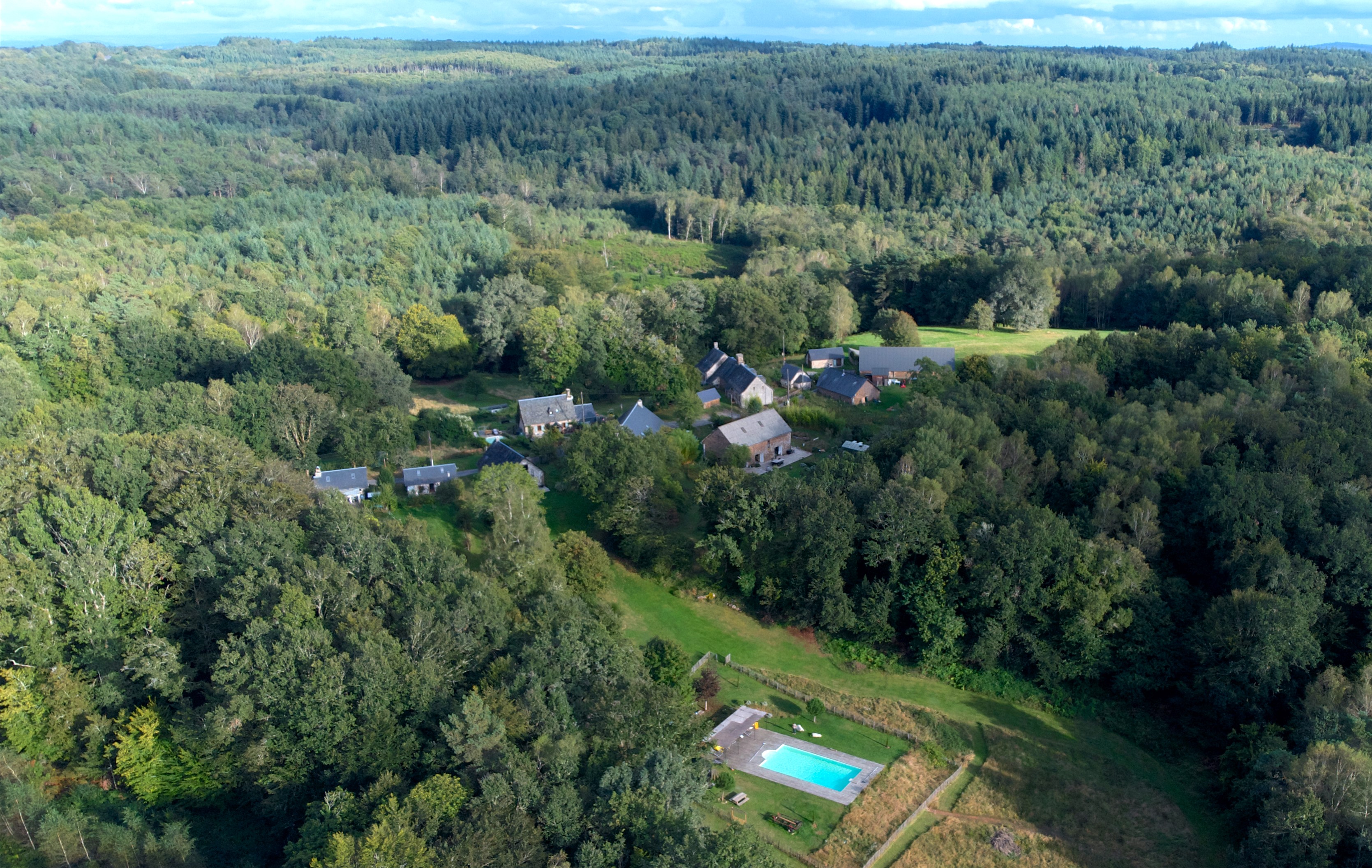 French property for sale in Marcillac-la-Croisille, Corrèze - €1,365,000 - photo 