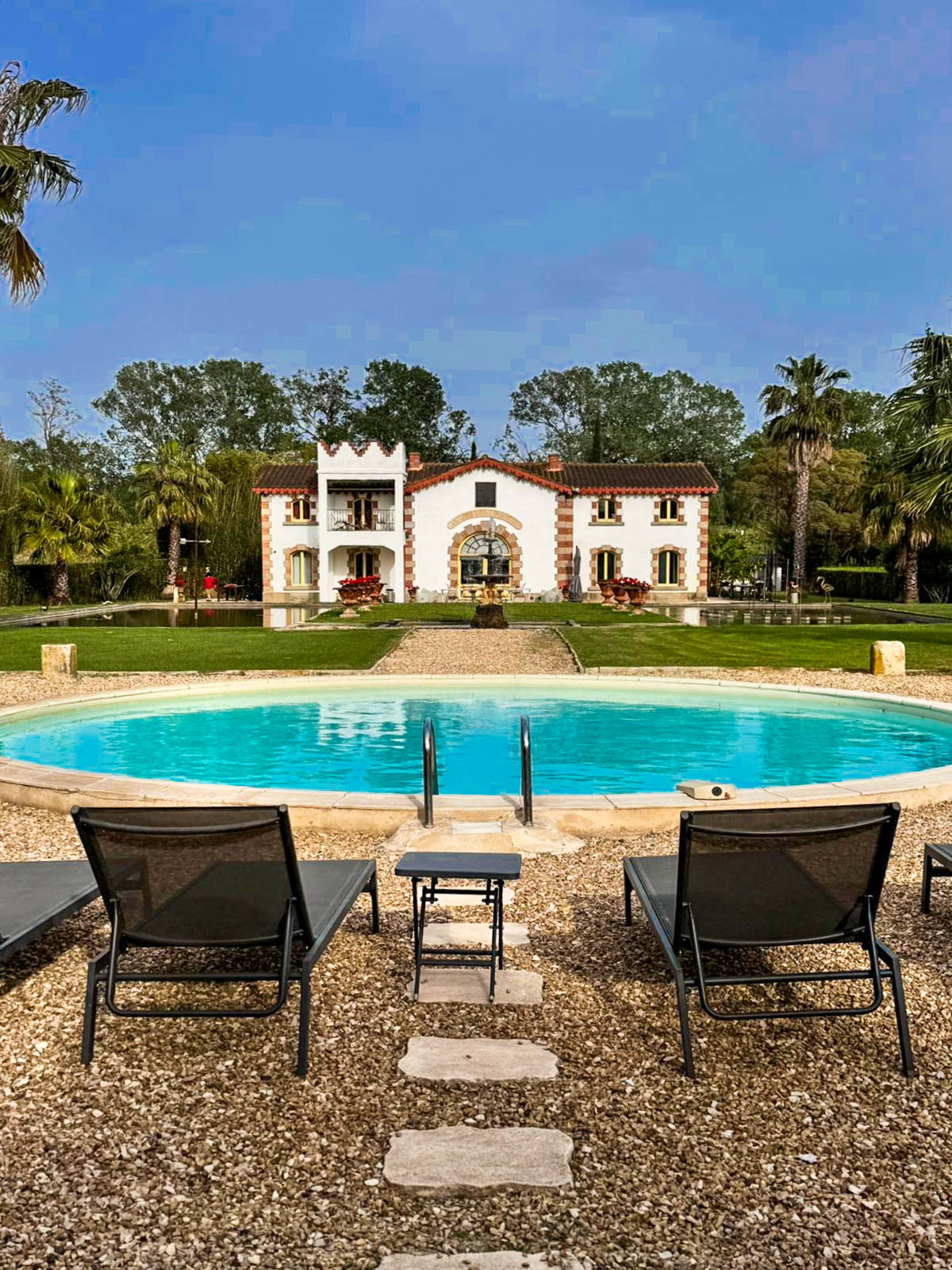 French property for sale in Arles, Bouches-du-Rhône - €1,390,000 - photo 