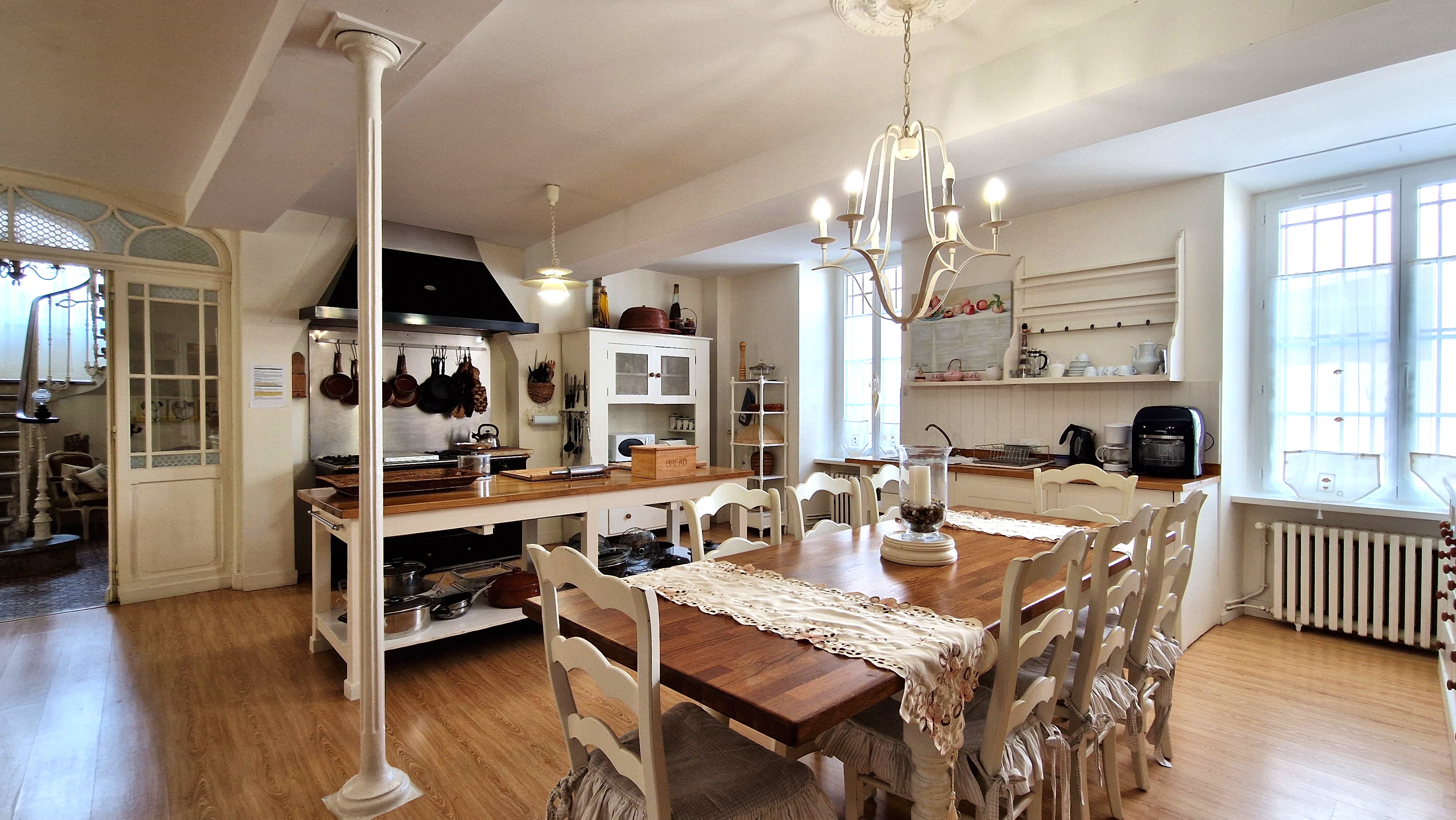 French property for sale in Olonzac, Hérault - €795,000 - photo 