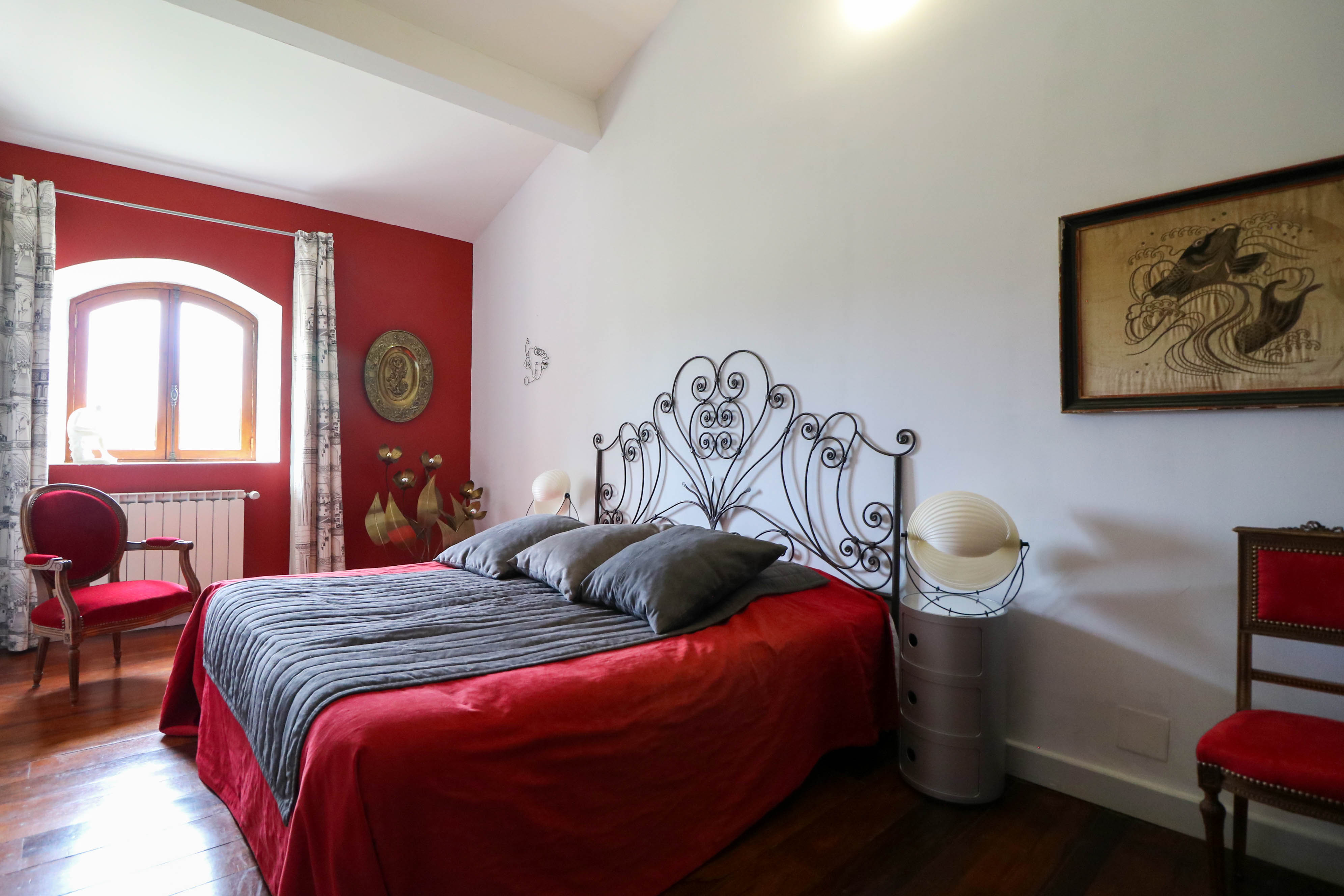 French property for sale in Arles, Bouches-du-Rhône - €1,390,000 - photo 