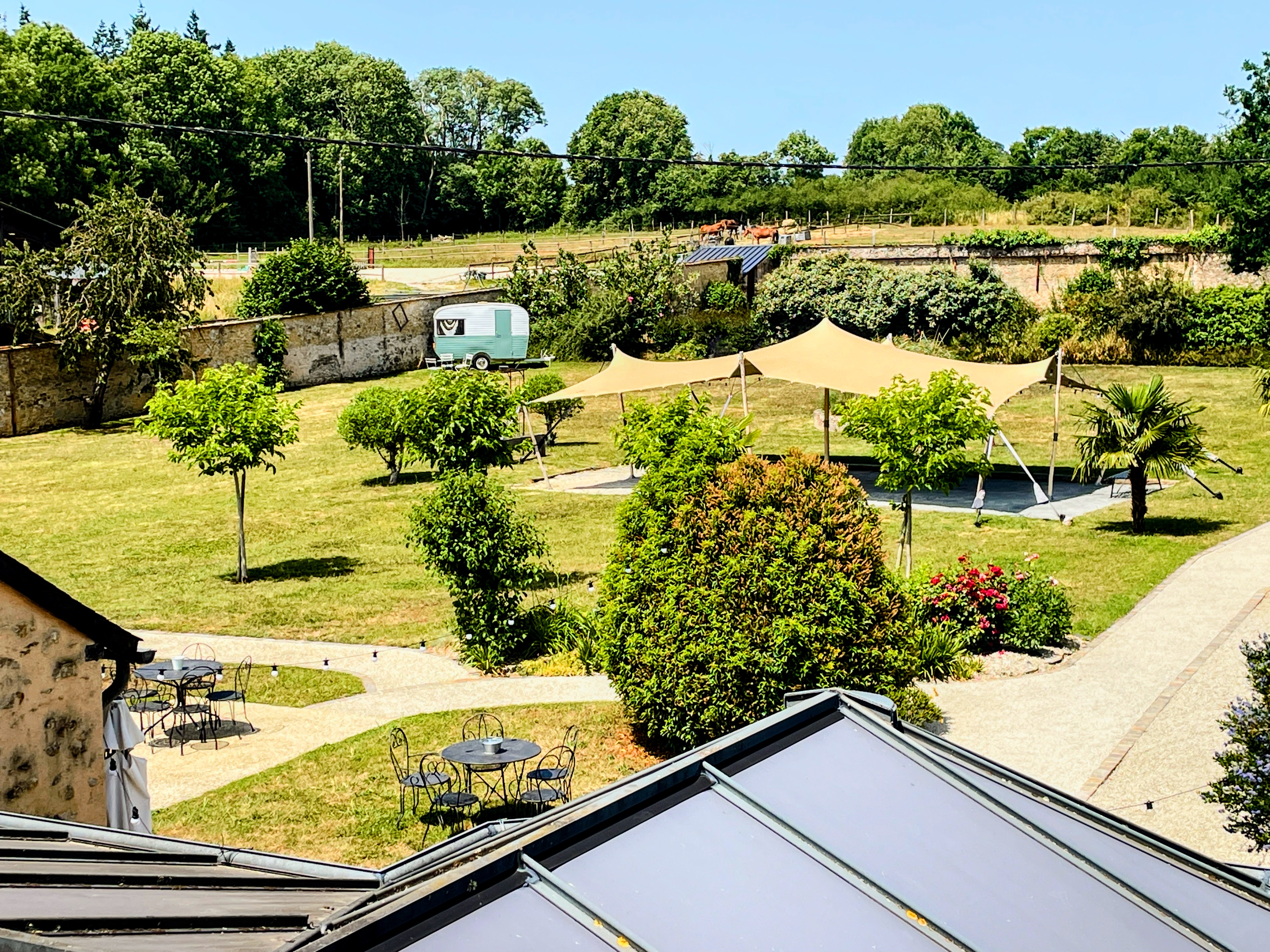 Propriété en France à vendre à Fresnay-sur-Sarthe, Sarthe - &#8364;1 802 000 - photo 