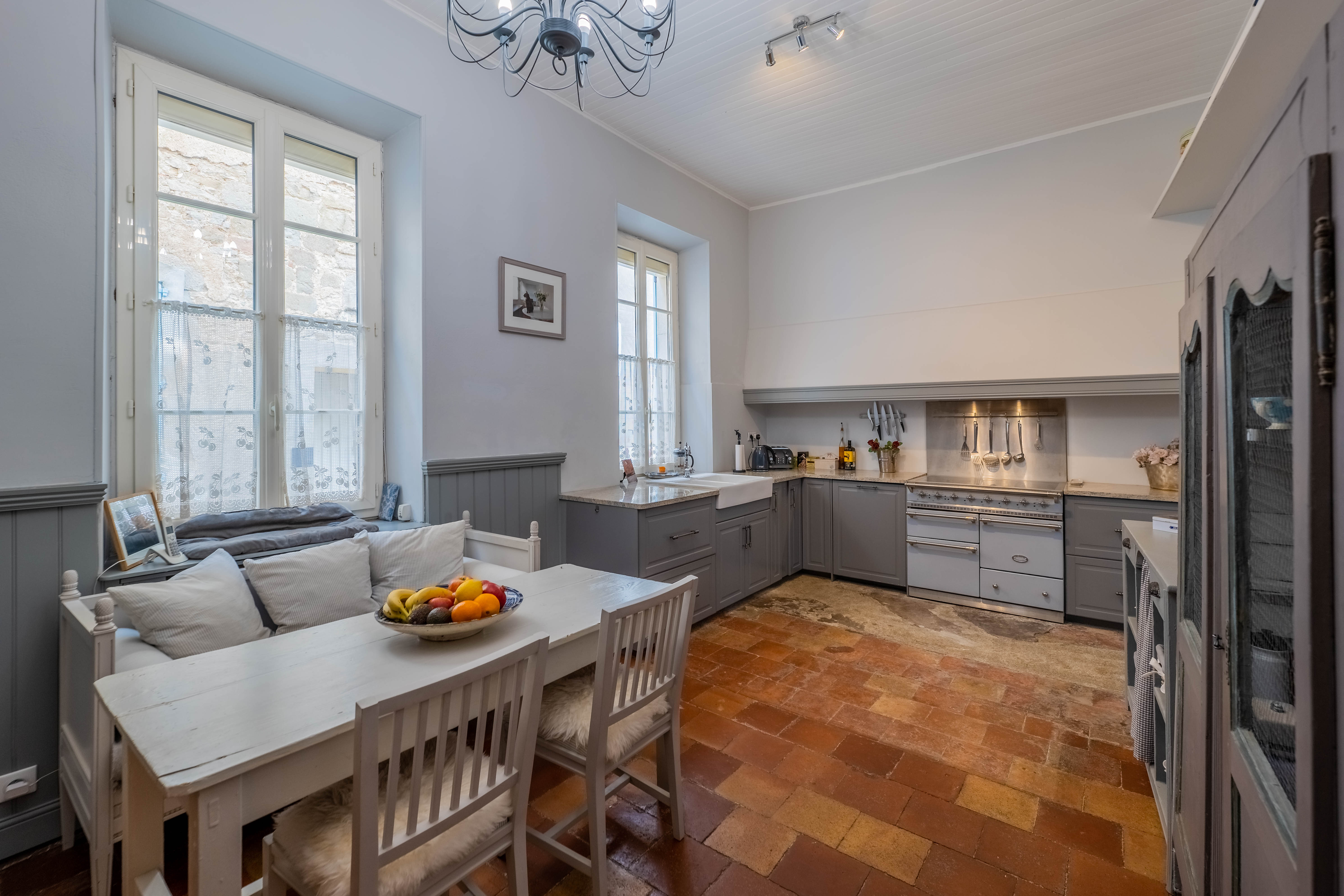 French property for sale in Pépieux, Aude - €650,000 - photo 
