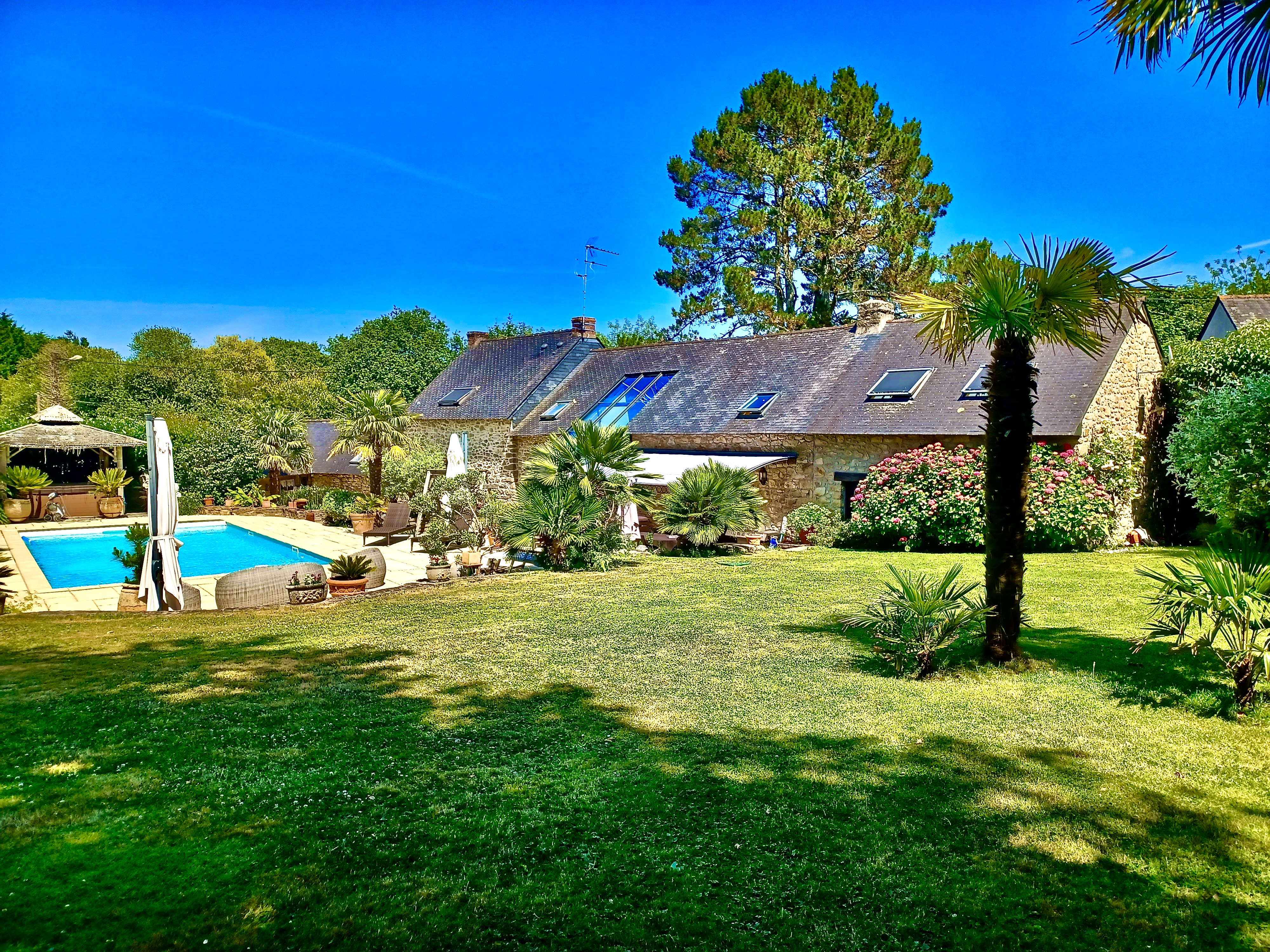 Propriété en France à vendre à Saint-André-des-Eaux, Loire-Atlantique - €1 088 000 - photo 