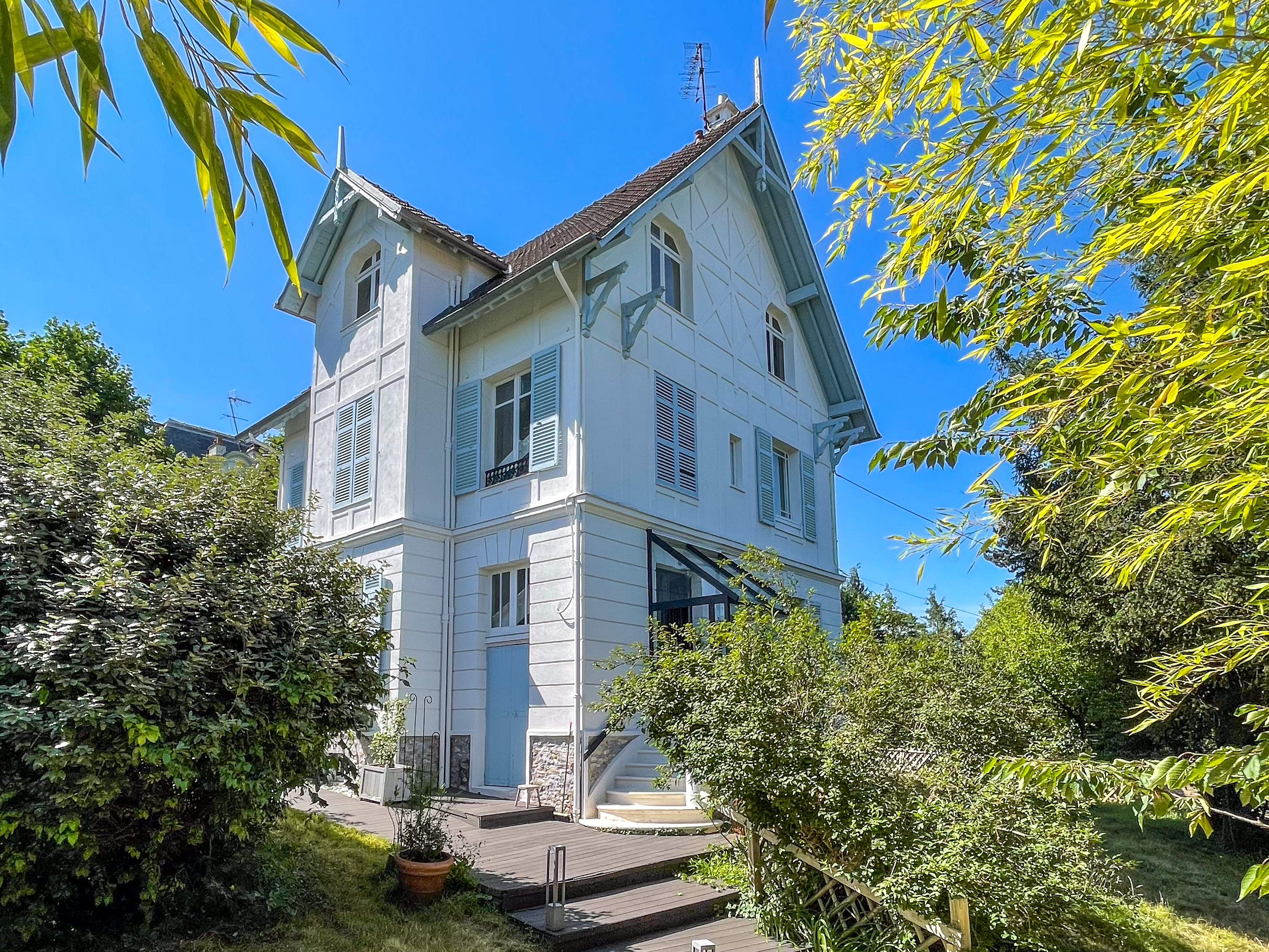Propriété en France à vendre à Montmorency, Val-d'Oise - &#8364;1 100 000 - photo 