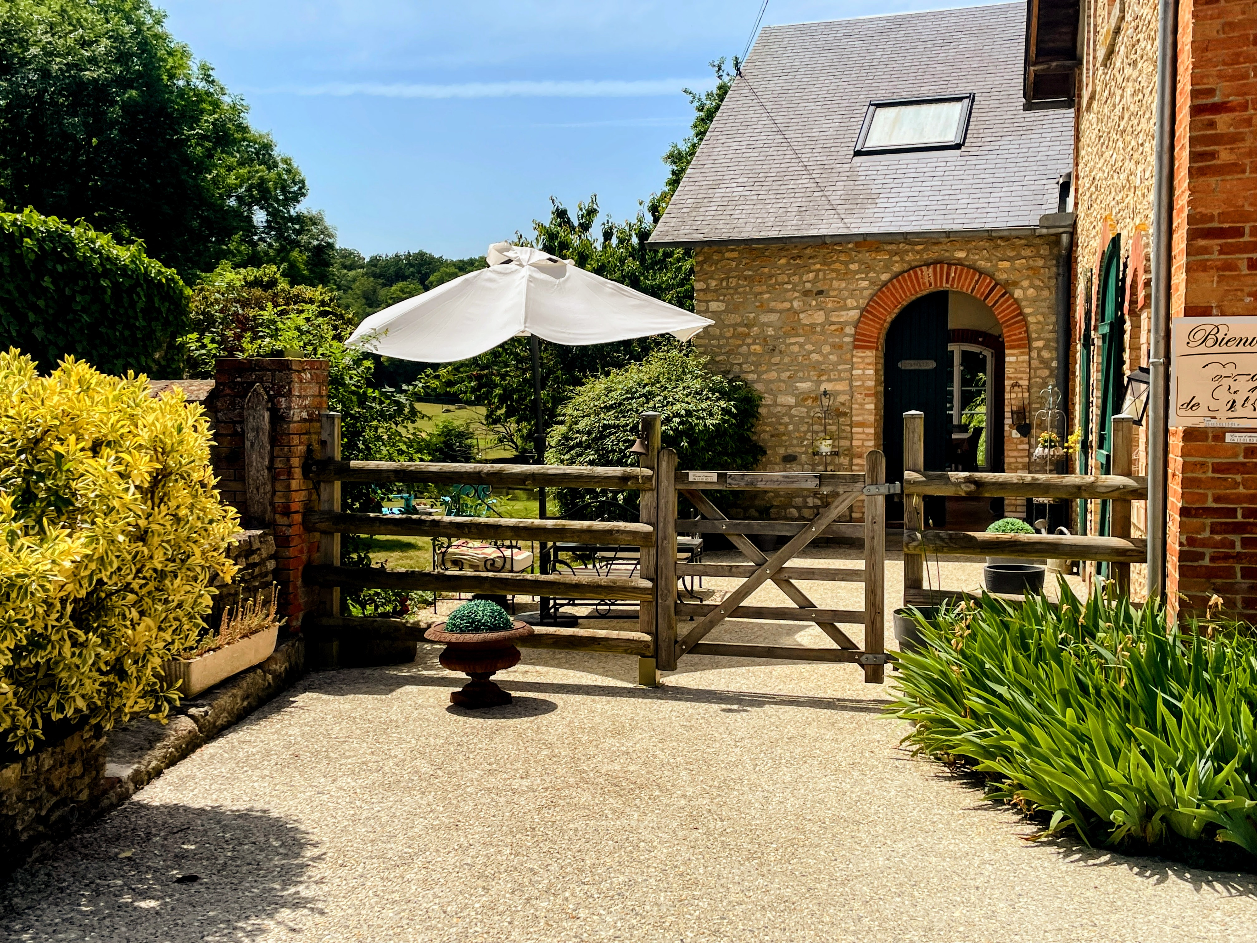 Propriété en France à vendre à Fresnay-sur-Sarthe, Sarthe - &#8364;1 802 000 - photo 