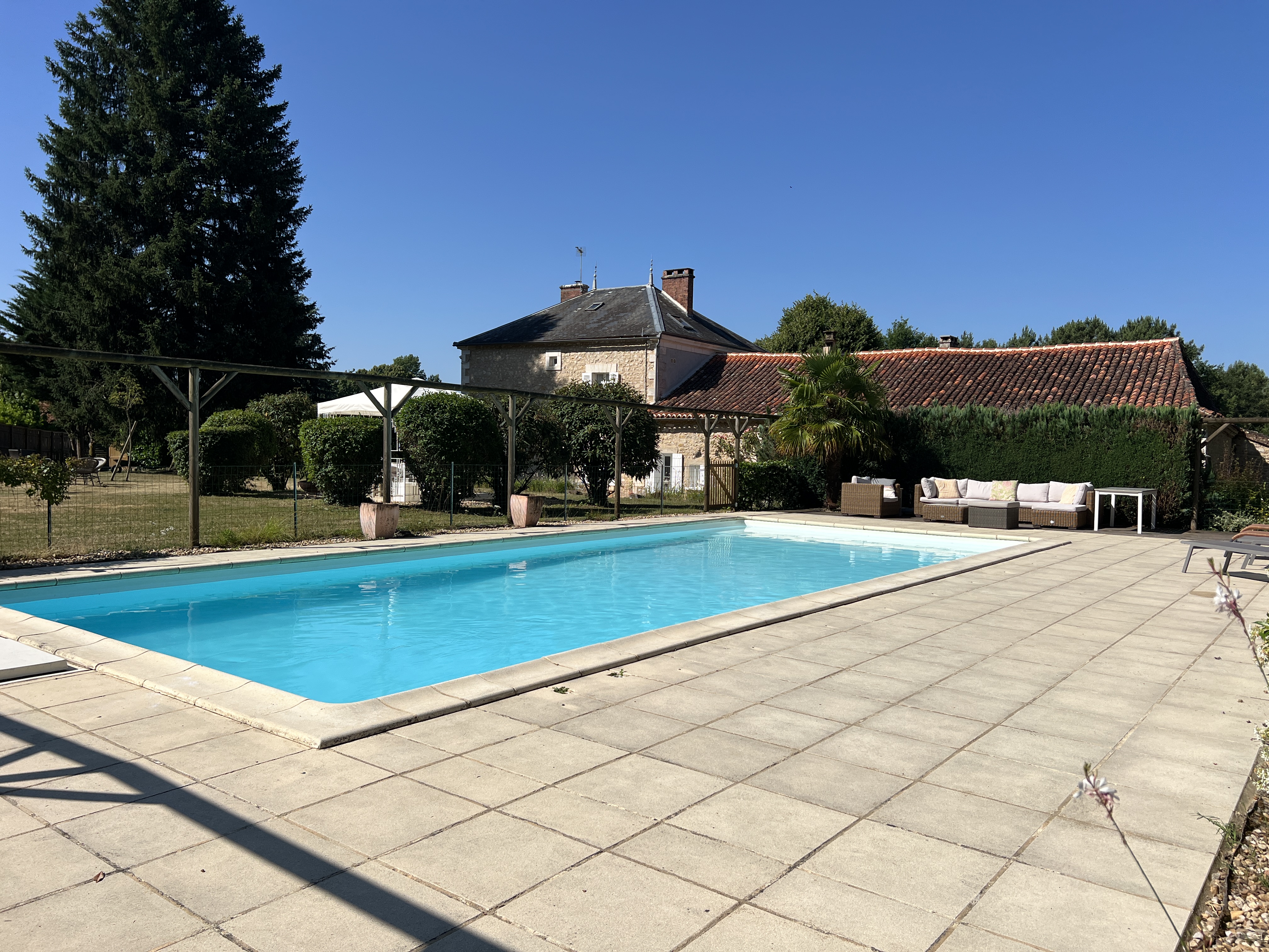 French property for sale in Saint-Pierre-de-Côle, Dordogne - €636,000 - photo 