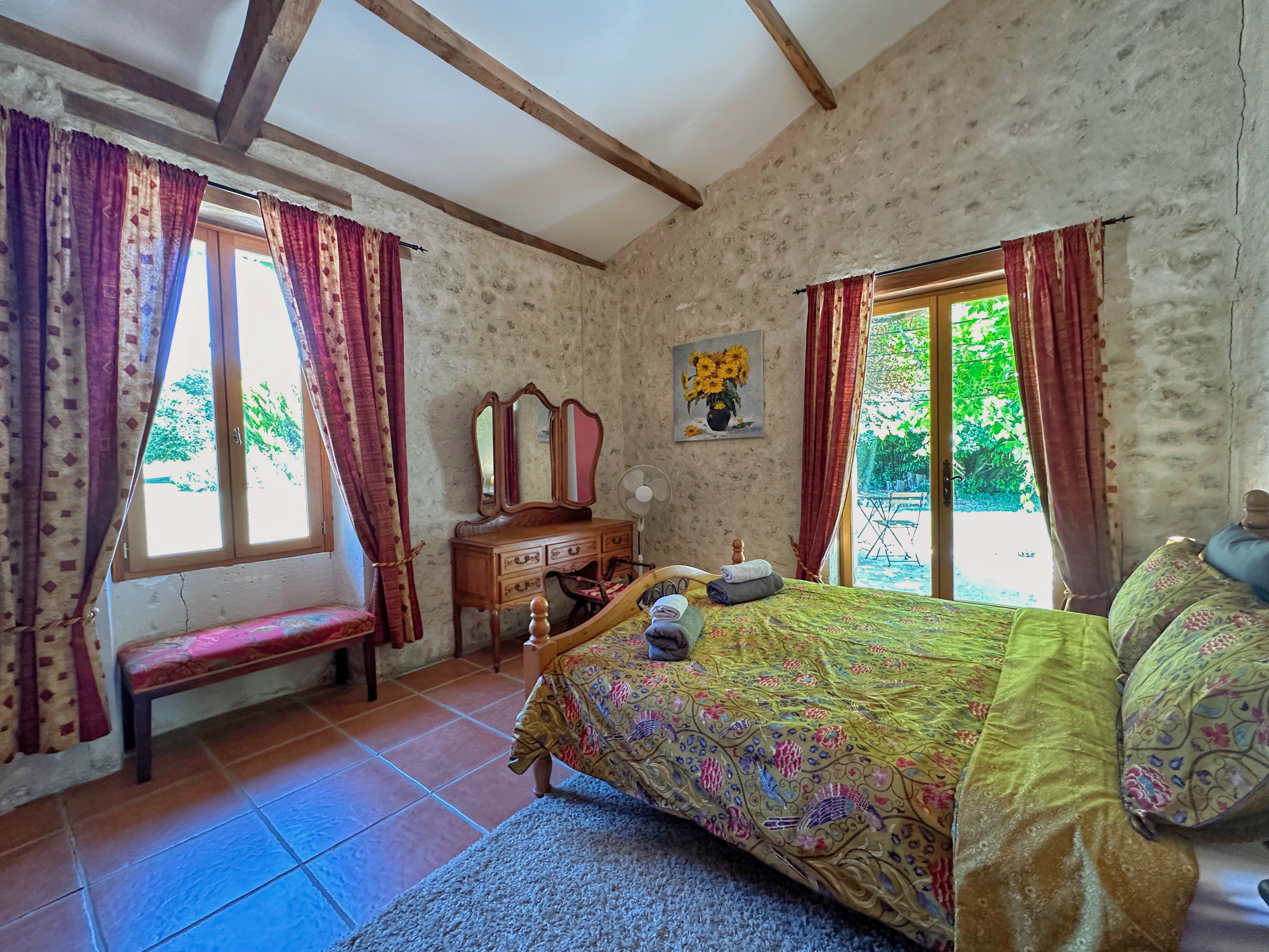 Propriété en France à vendre à Juignac, Charente - &#8364;749 000 - photo 