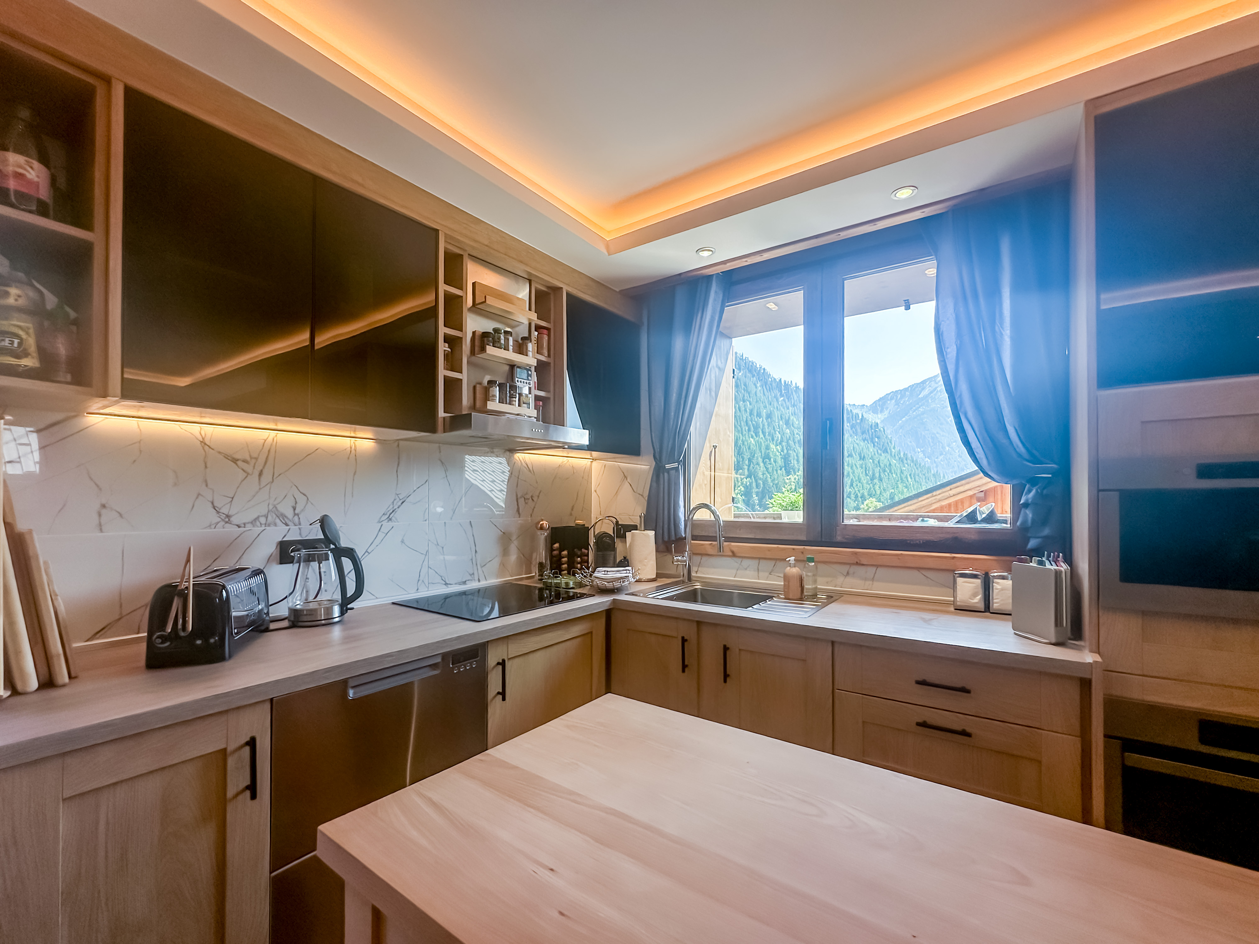 Propriété en France à vendre à Champagny-en-Vanoise, Savoie - &#8364;1 750 000 - photo 