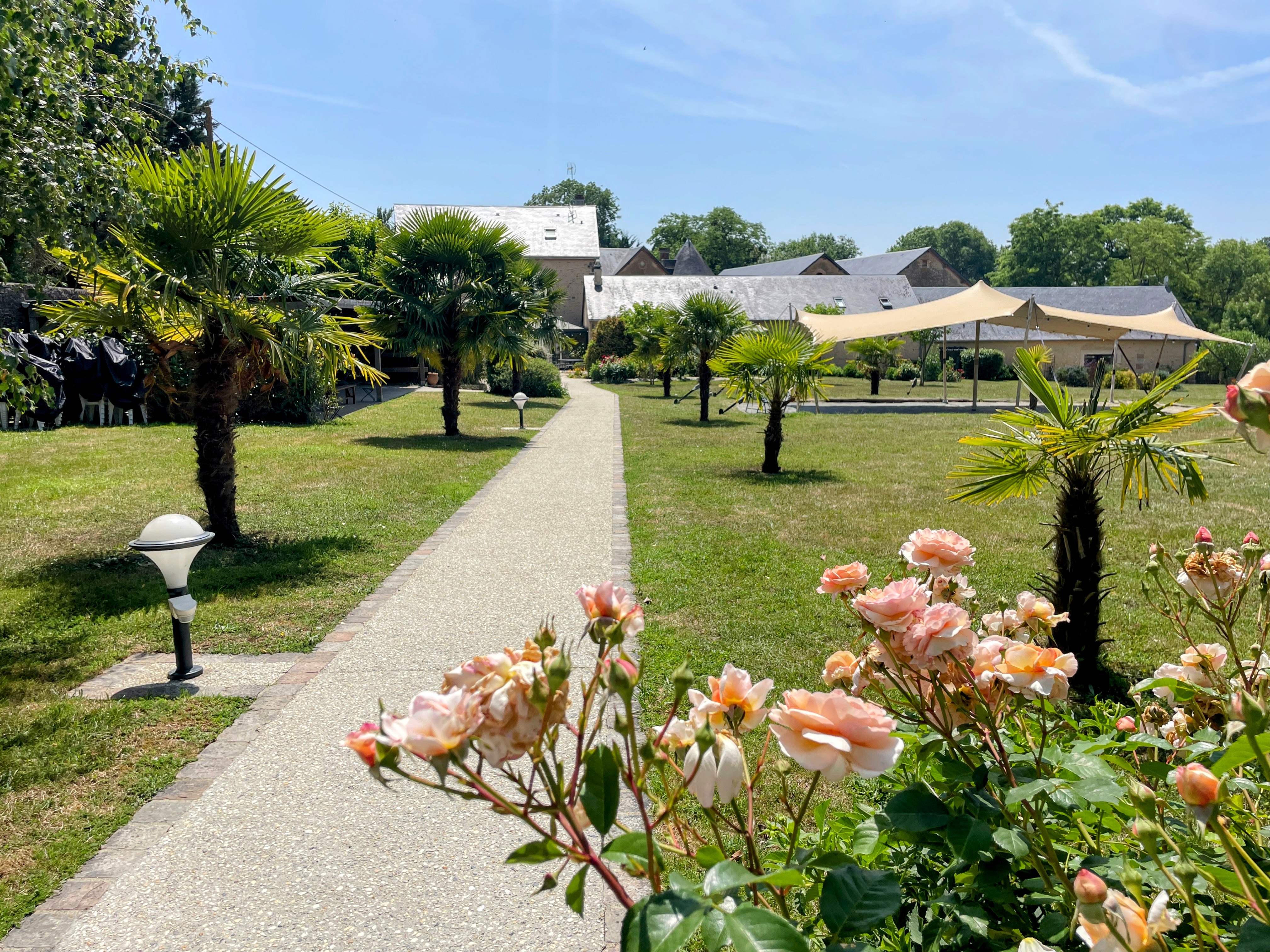 Propriété en France à vendre à Fresnay-sur-Sarthe, Sarthe - &#8364;1 802 000 - photo 