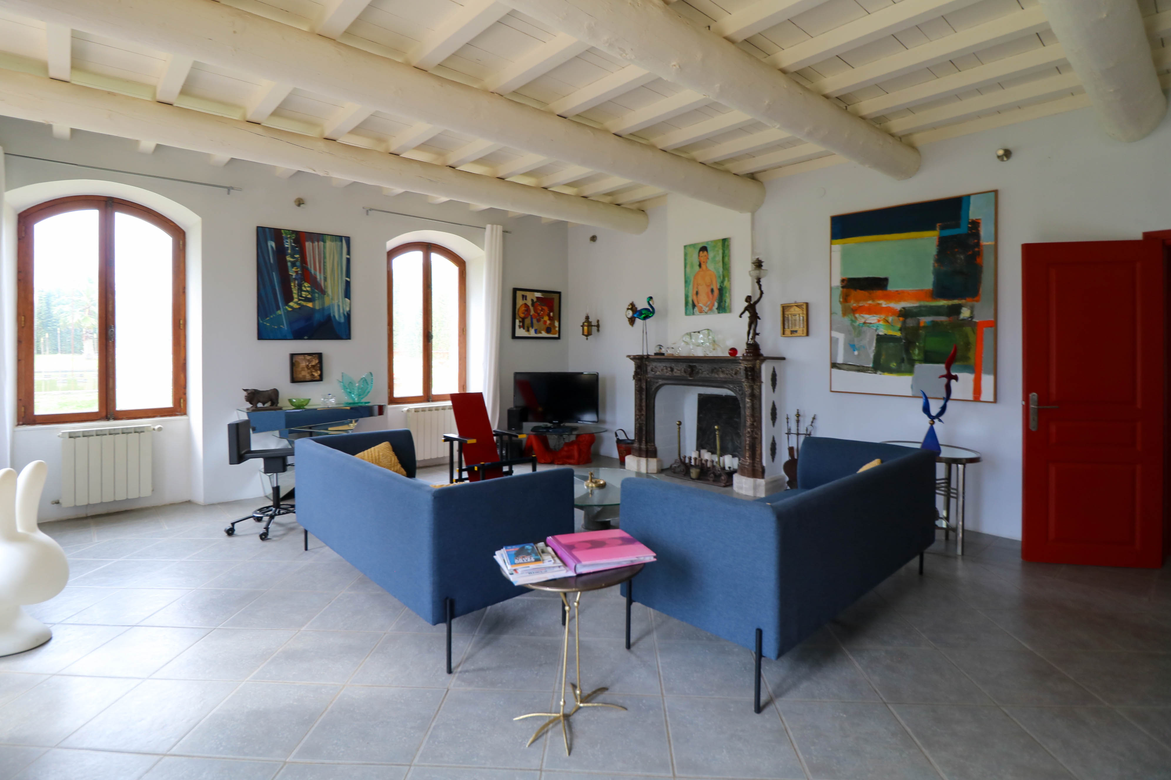 French property for sale in Arles, Bouches-du-Rhône - €1,390,000 - photo 