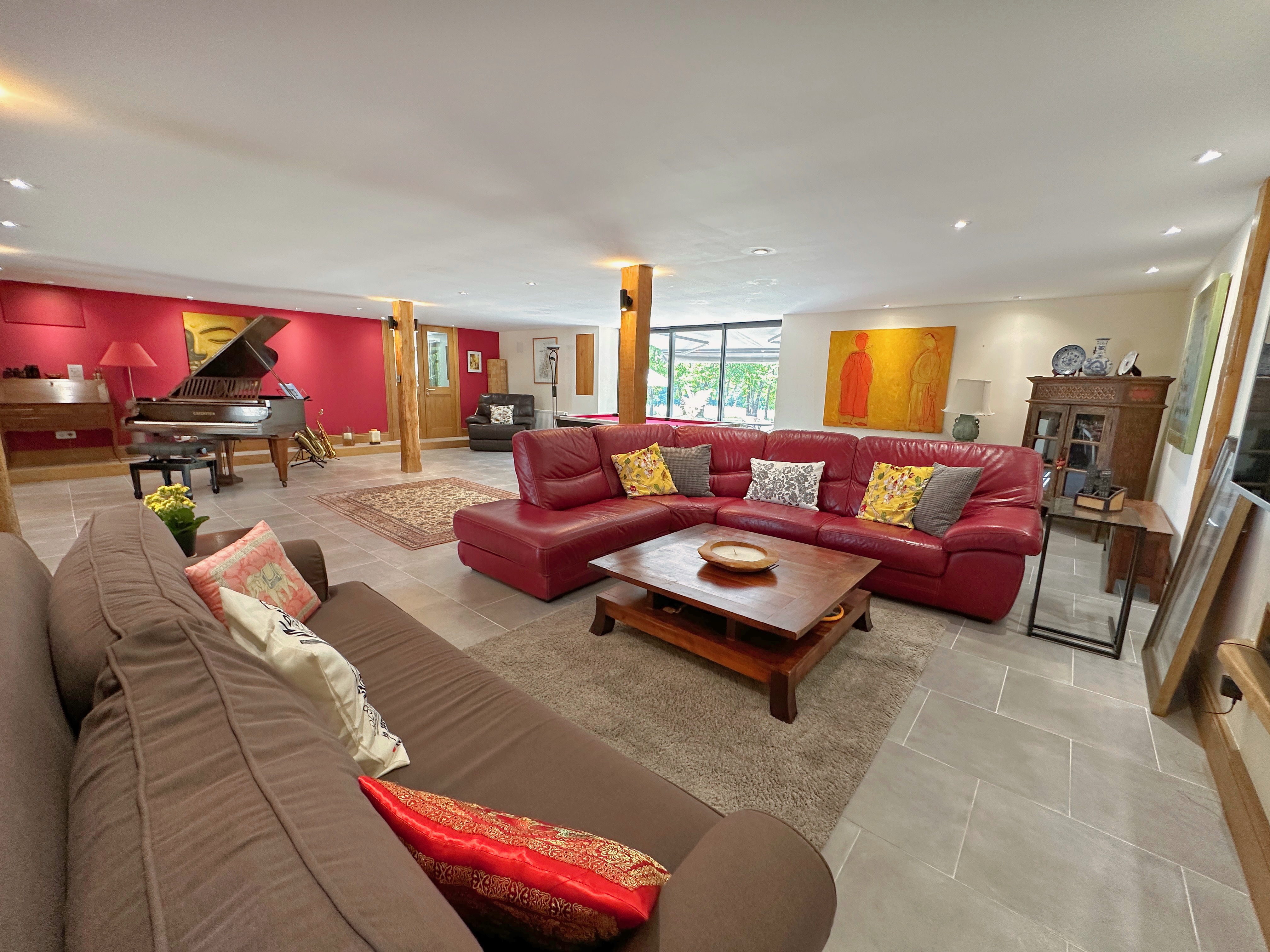 Propriété en France à vendre à Juignac, Charente - &#8364;749 000 - photo 