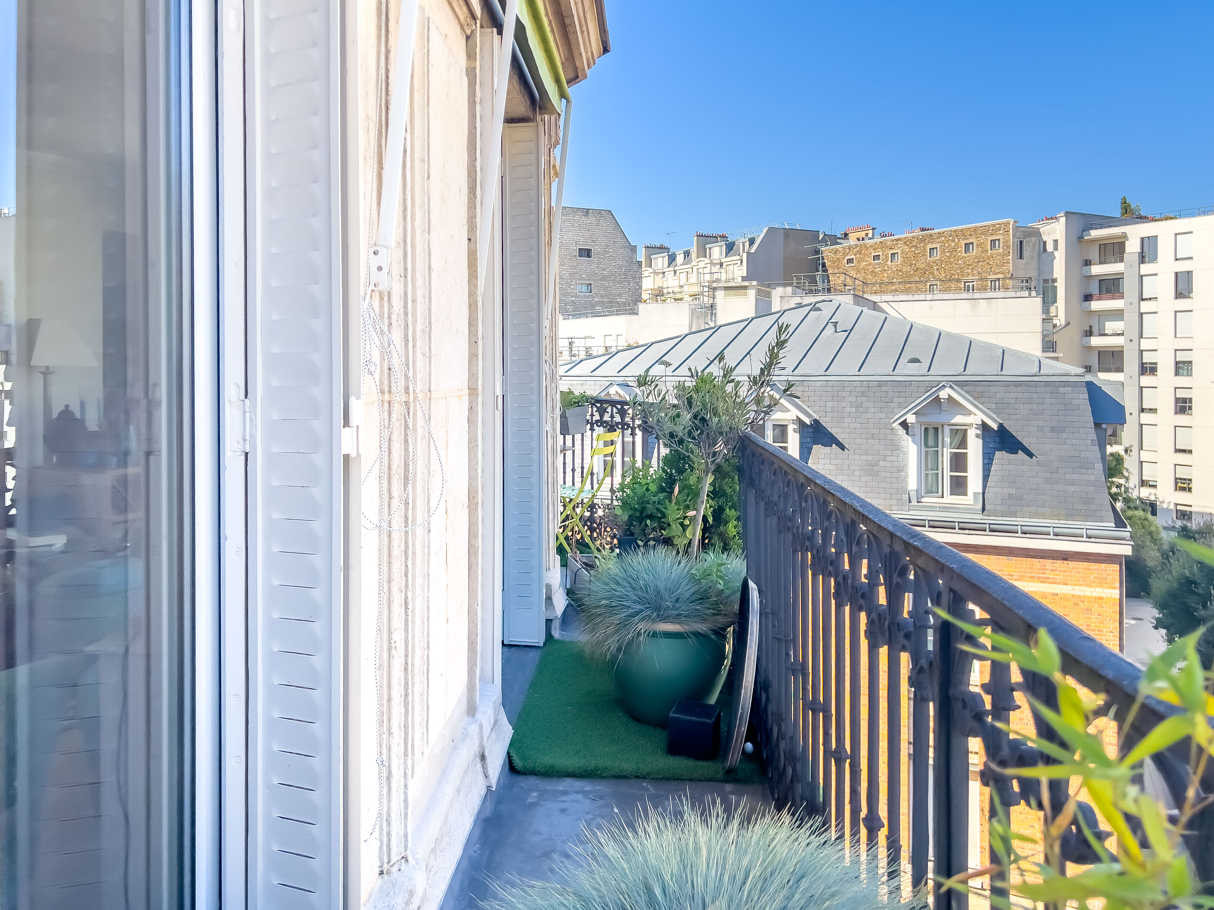 French property for sale in Paris 16e Arrondissement, Paris - €1,650,000 - photo 