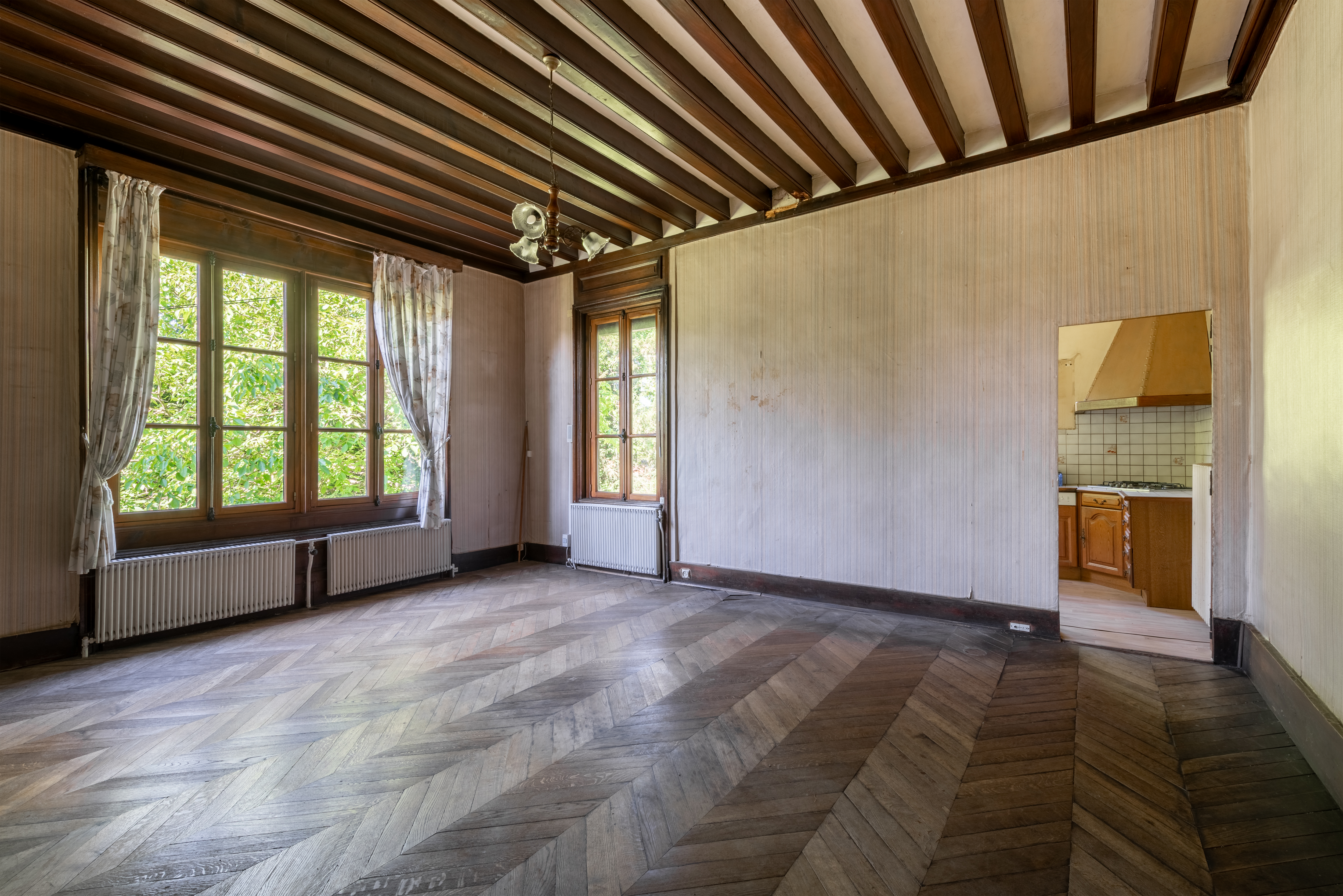 French property for sale in Cormeilles, Eure - €670,000 - photo 