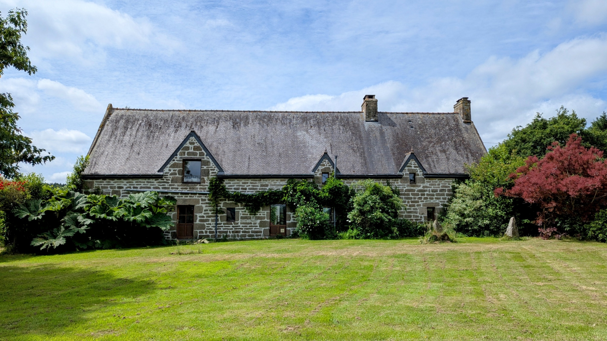 French property for sale in Lignol, Morbihan - €901,000 - photo 