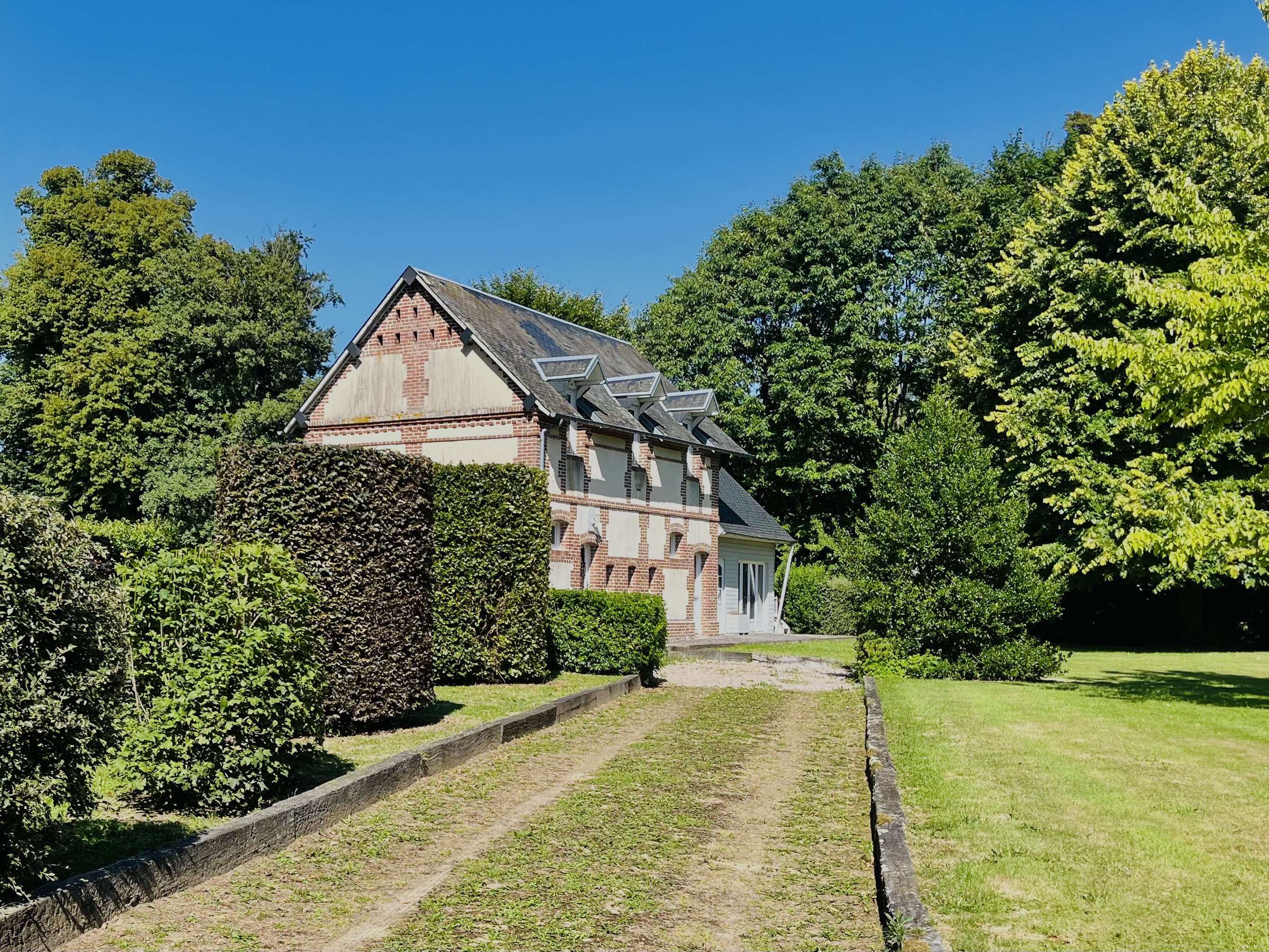 French property for sale in Lisieux, Calvados - €1,400,000 - photo 