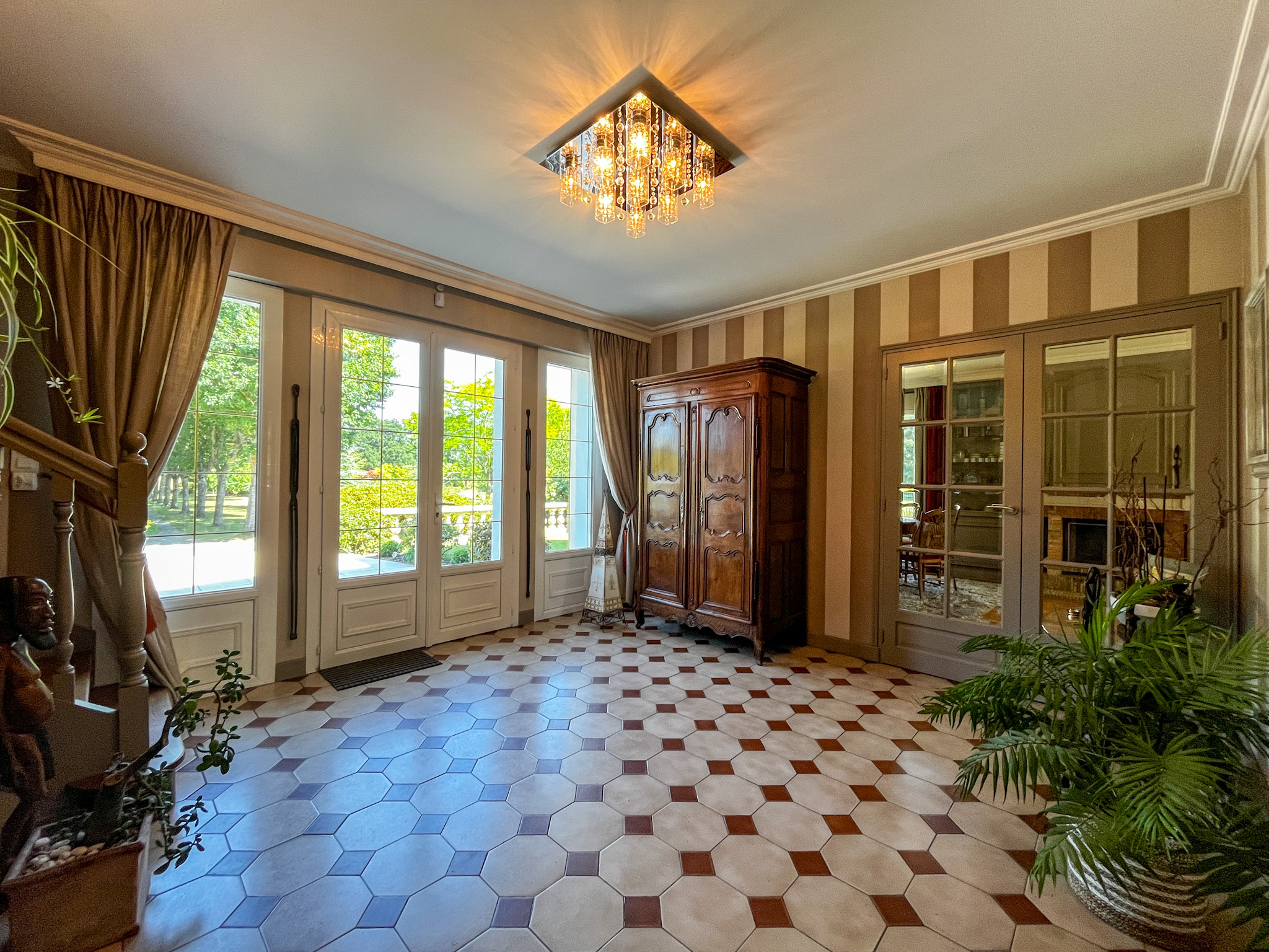 Propriété en France à vendre à Mesnil-Roc'h, Ille-et-Vilaine - &#8364;850 500 - photo 