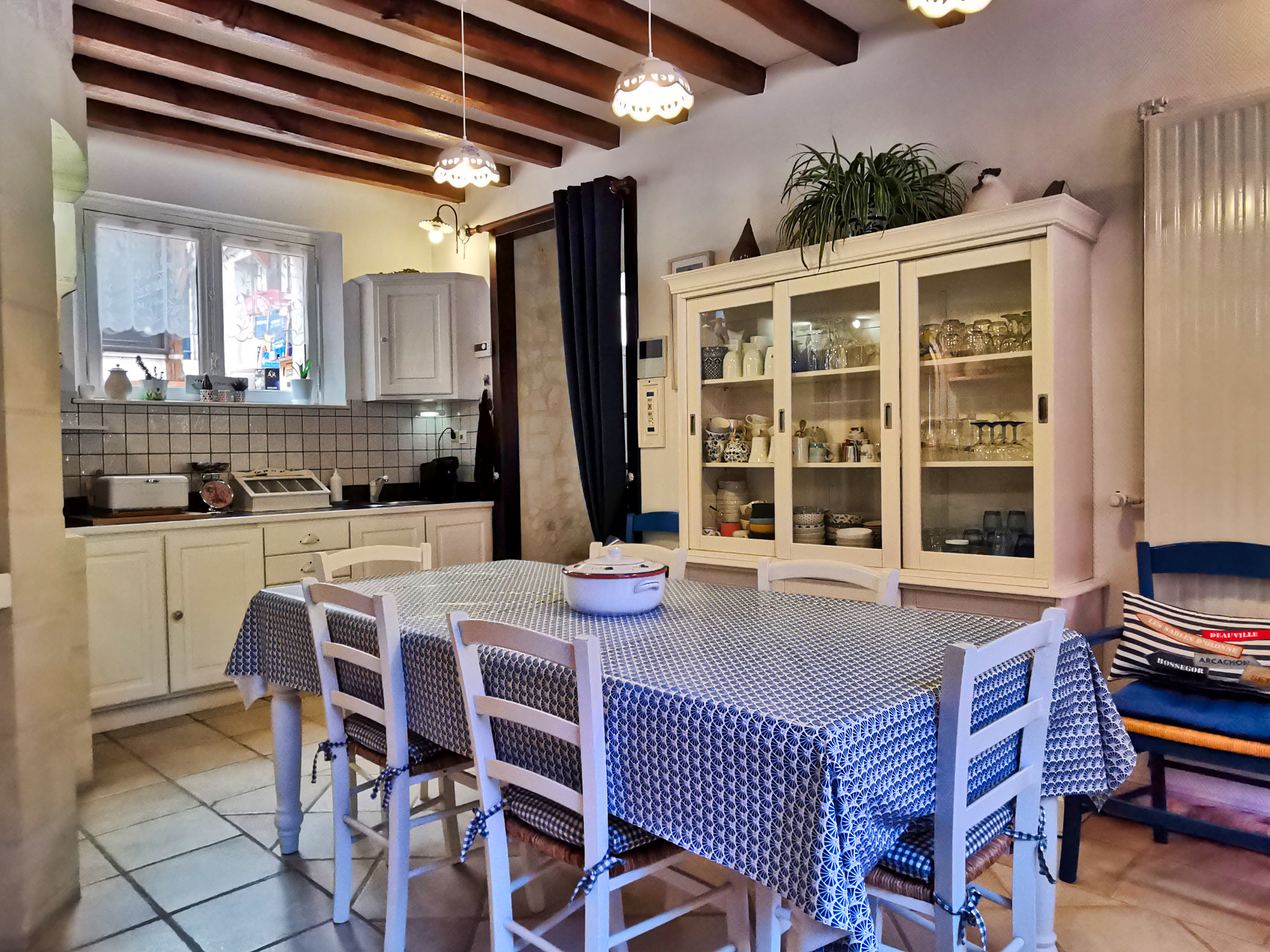 Propriété en France à vendre à Saint-Aignan, Loir-et-Cher - &#8364;710 200 - photo 
