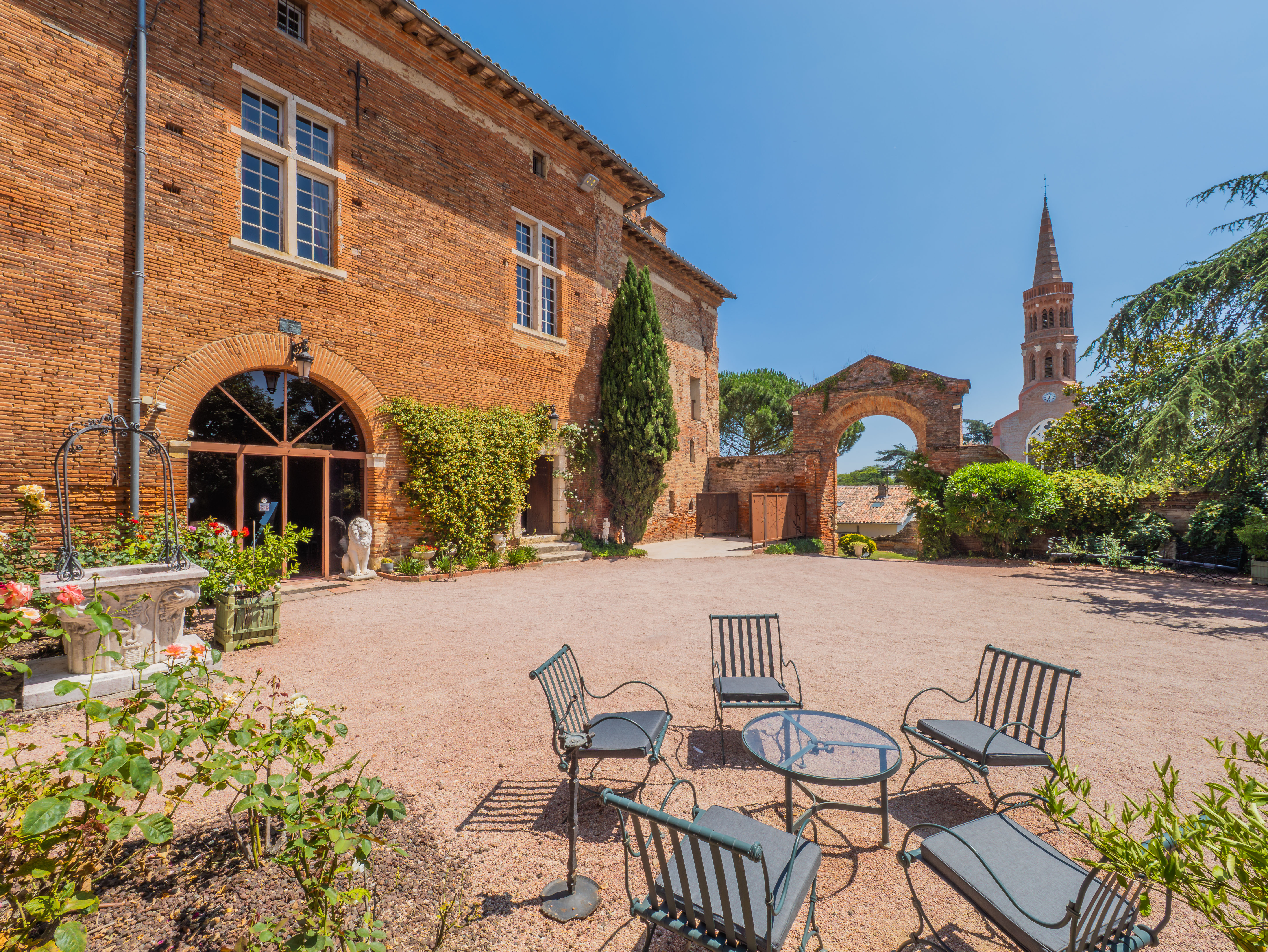 Propriété en France à vendre à Toulouse, Haute-Garonne - &#8364;1 595 000 - photo 