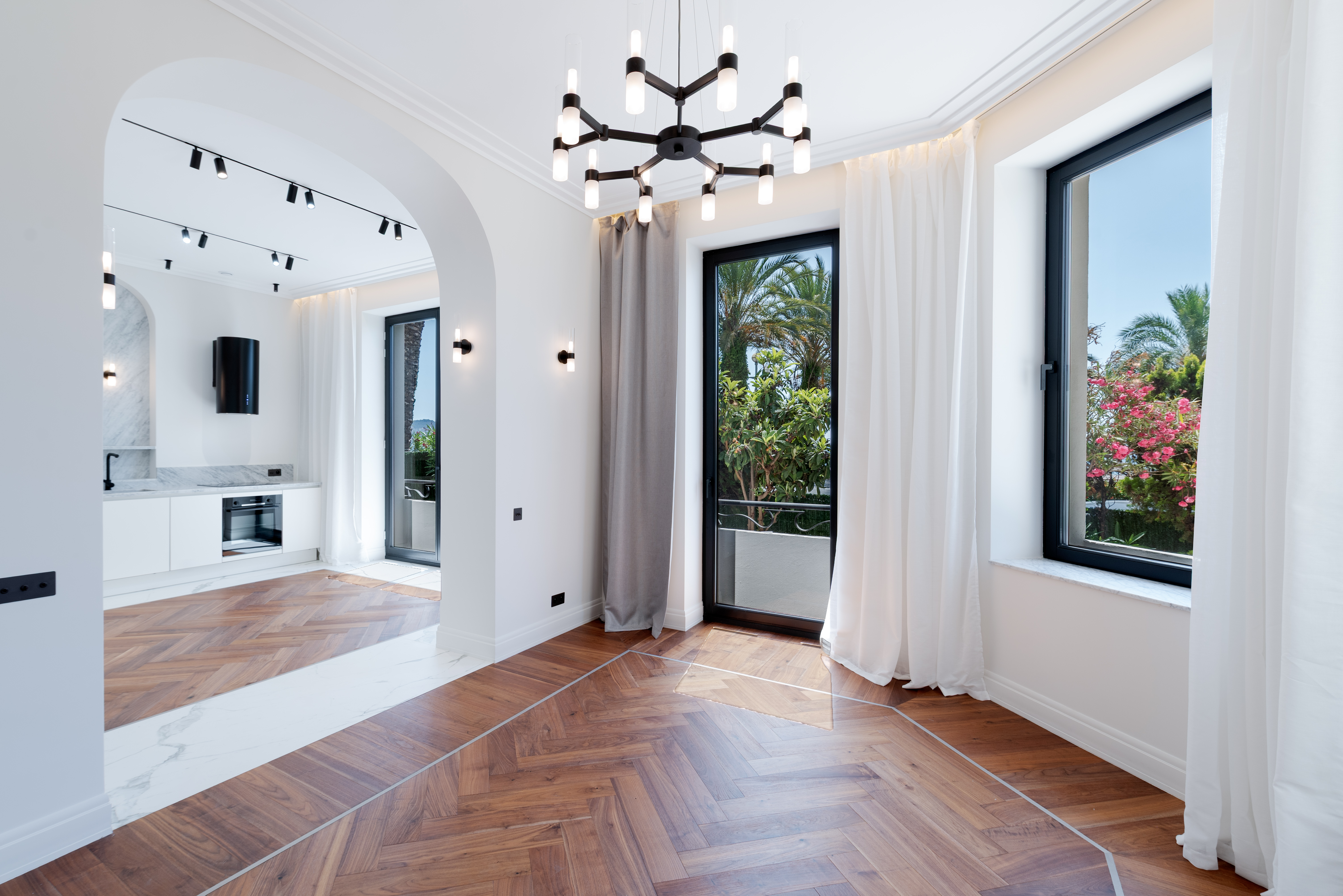 French property for sale in Nice, Alpes-Maritimes - €4,200,000 - photo 