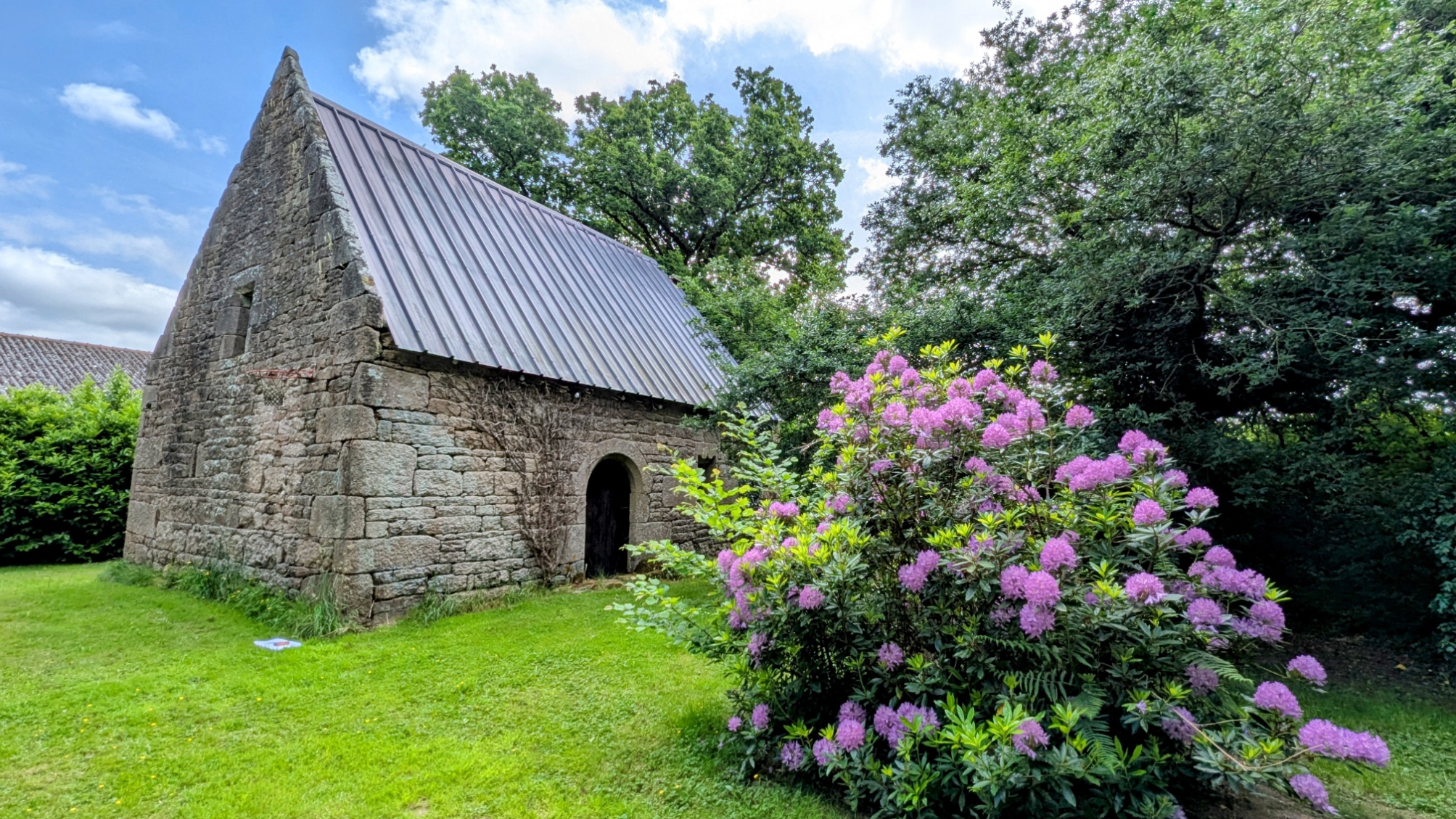 French property for sale in Lignol, Morbihan - €901,000 - photo 