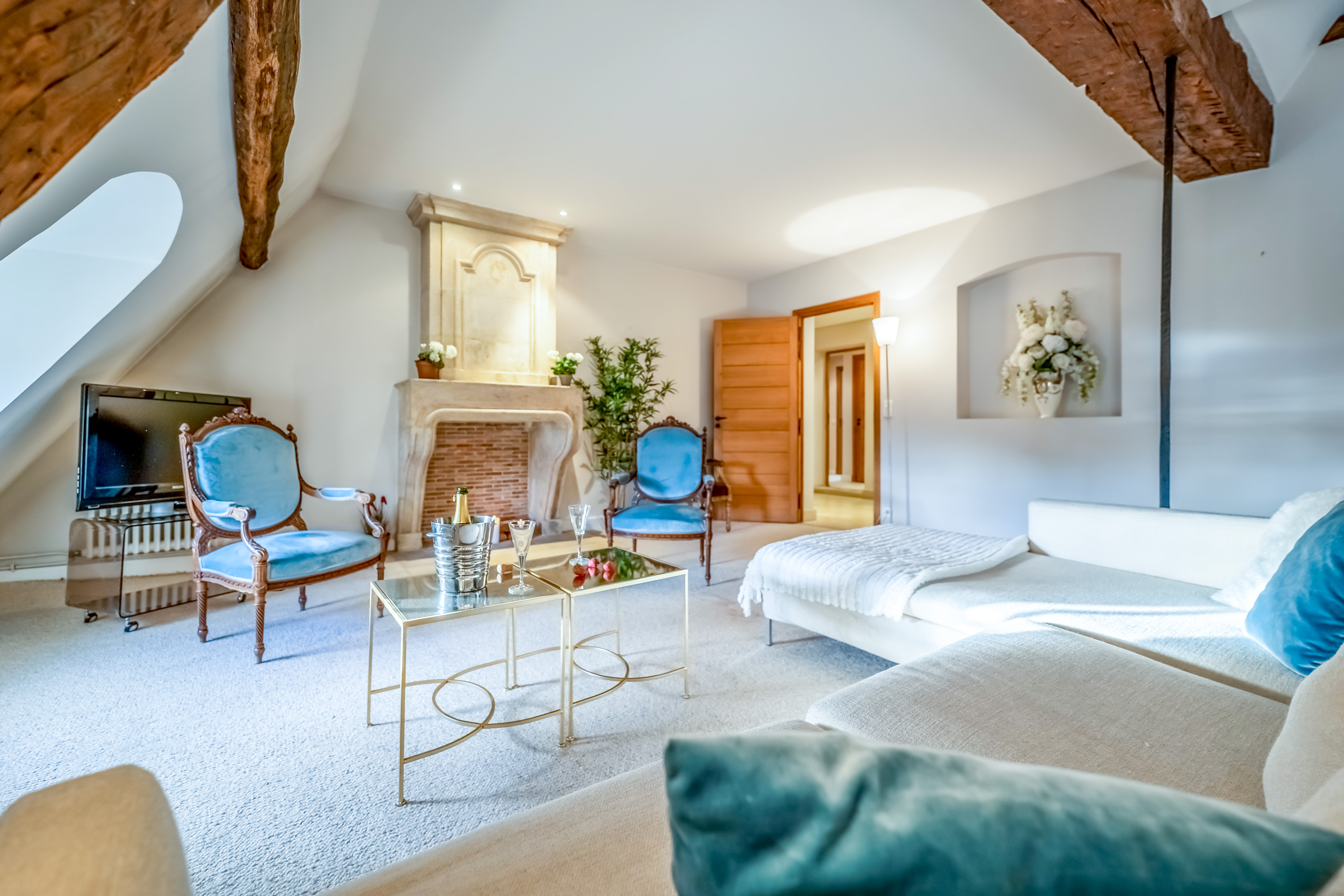 French property for sale in Paris 3e Arrondissement, Paris - €4,380,000 - photo 