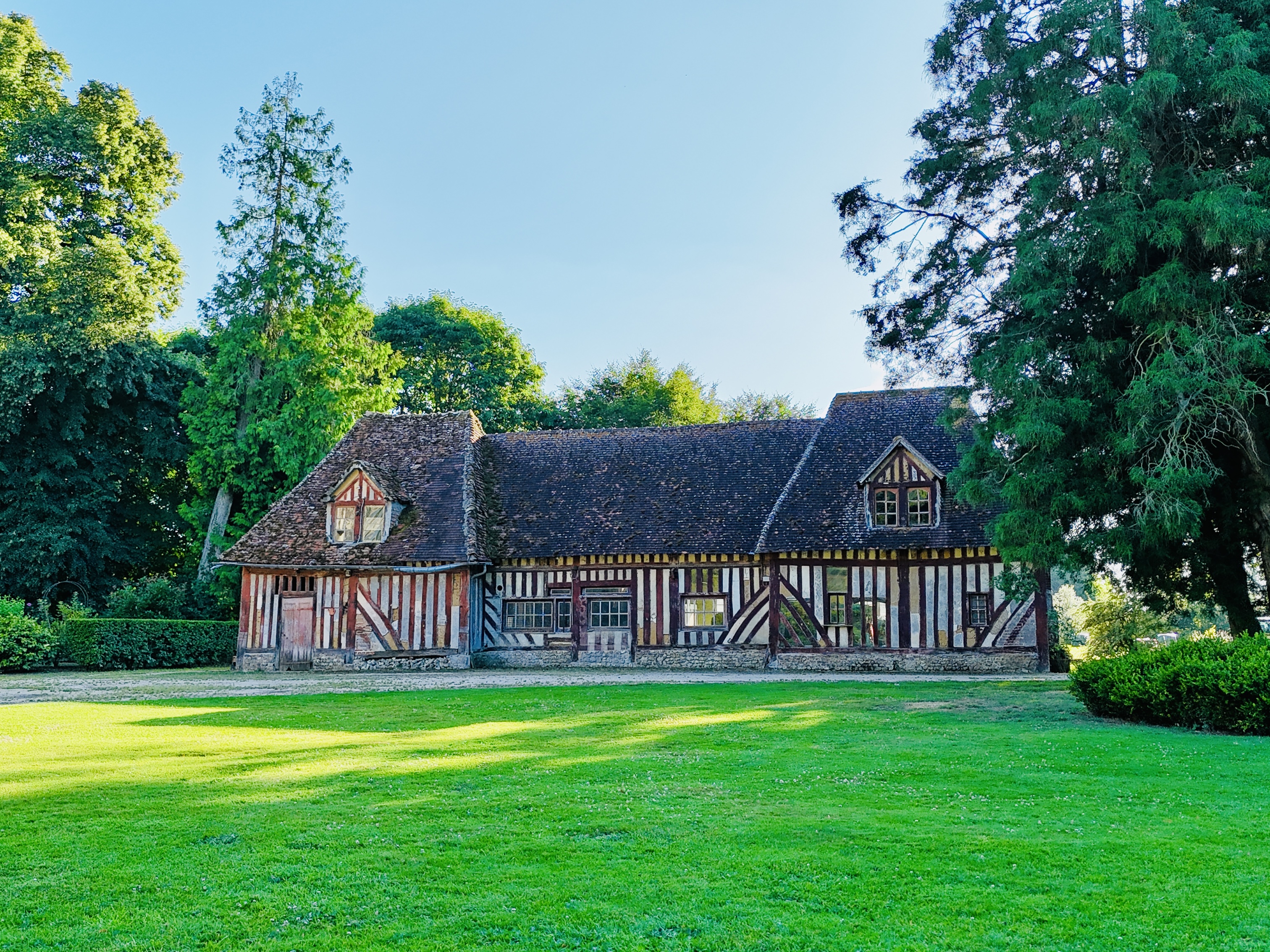 French property for sale in Lisieux, Calvados - €1,400,000 - photo 